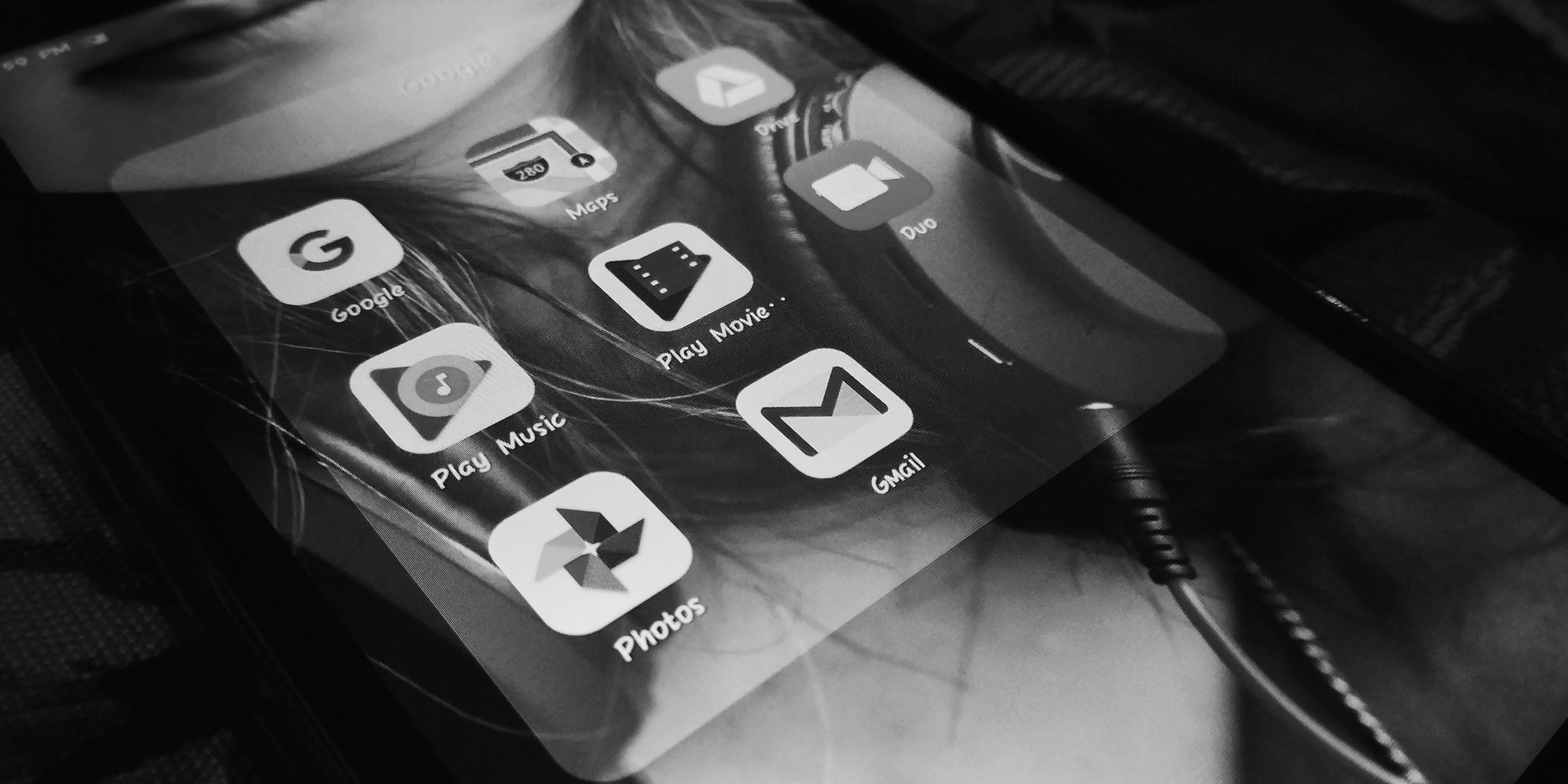 selective focus, telephone, gmail, google duo, google play music, technology, alphabet, android phone, google, google photos, black background, full frame, HD Wallpaper