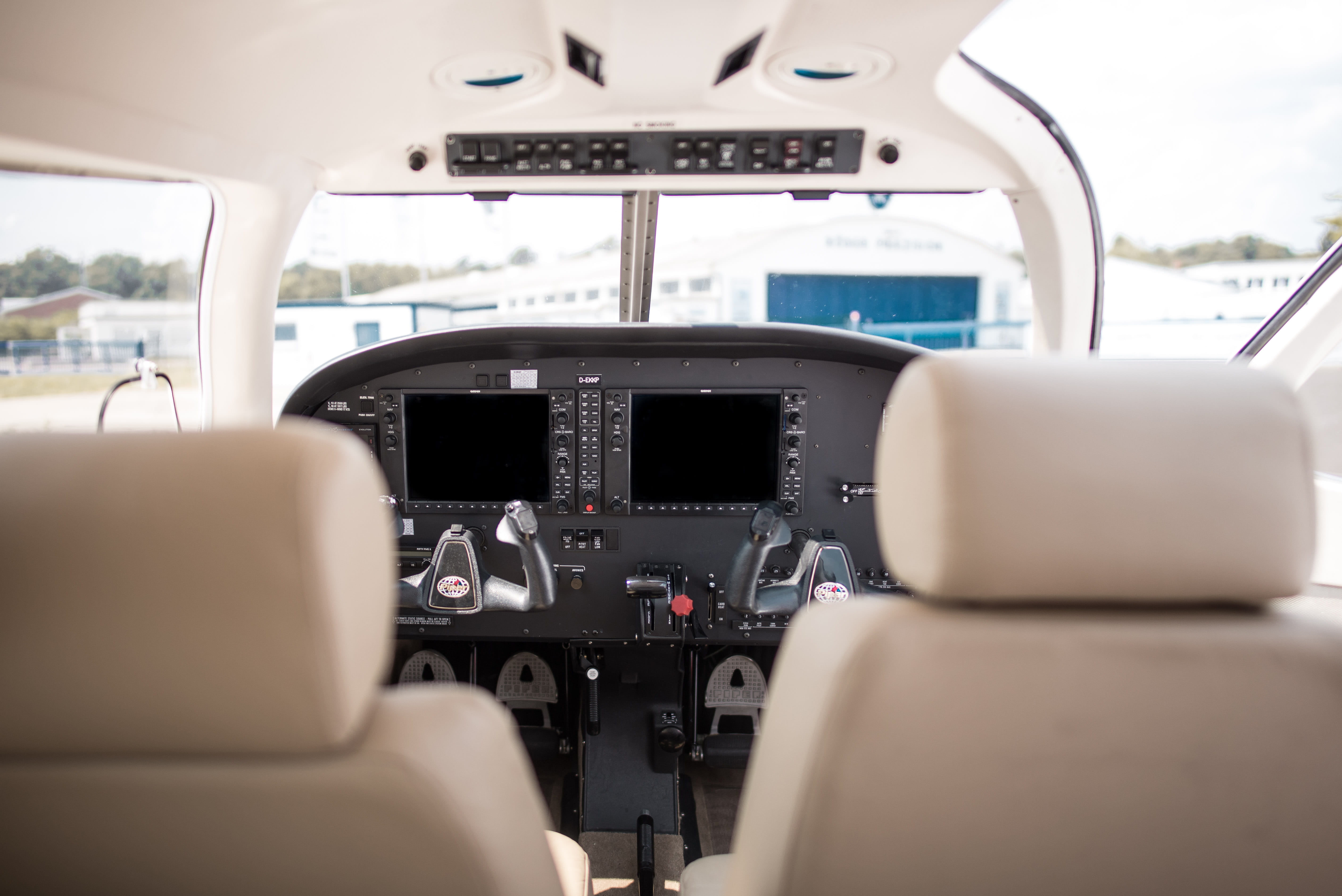 headrest, cockpit, mammal, traffic jam, mode of transportation, daytime, deer, stereo, vehicle seat, vehicle interior, glass - material, no people, car, HD Wallpaper