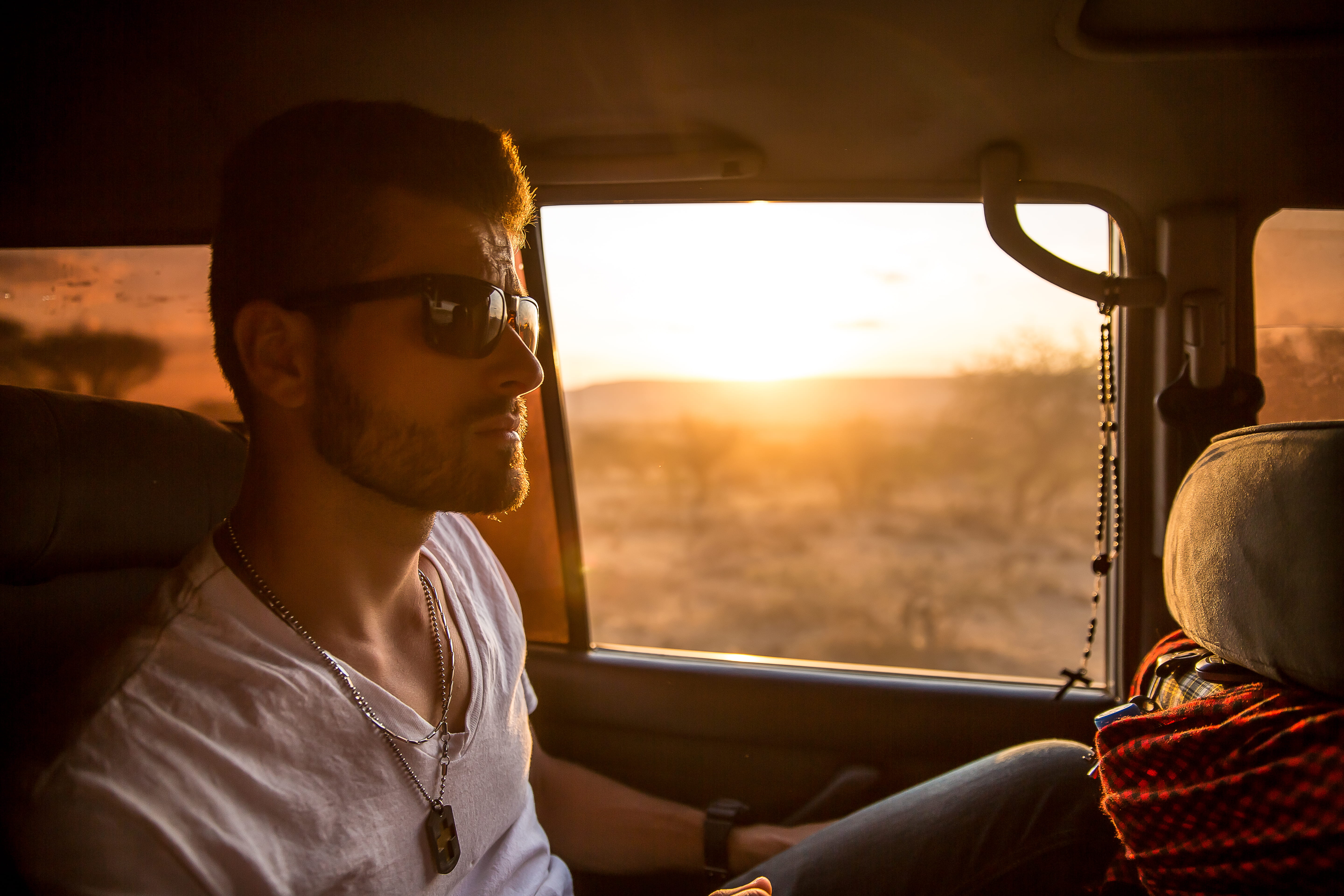 backseat, headshot, nature, one person, young adult, necklace, outdoors, adult, portrait, window, transportation, sitting, driving, www.wordepress.de, mode of transportation, HD Wallpaper
