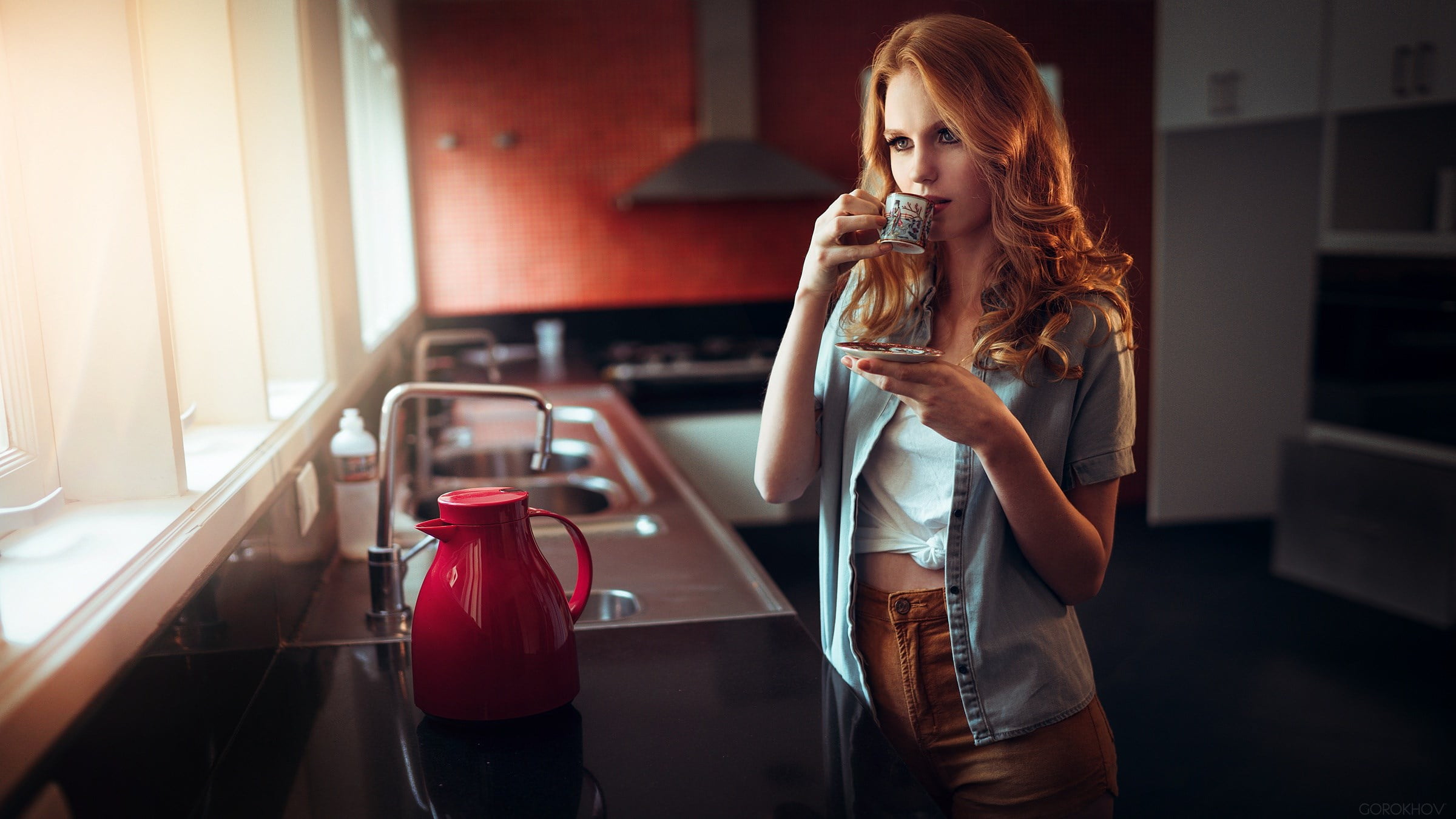 domestic kitchen, Ivan Gorokhov, beautiful people, females, wireless technology, beautiful woman, drinking, hair, kitchen, redhead, 1080P, model, young women, HD Wallpaper
