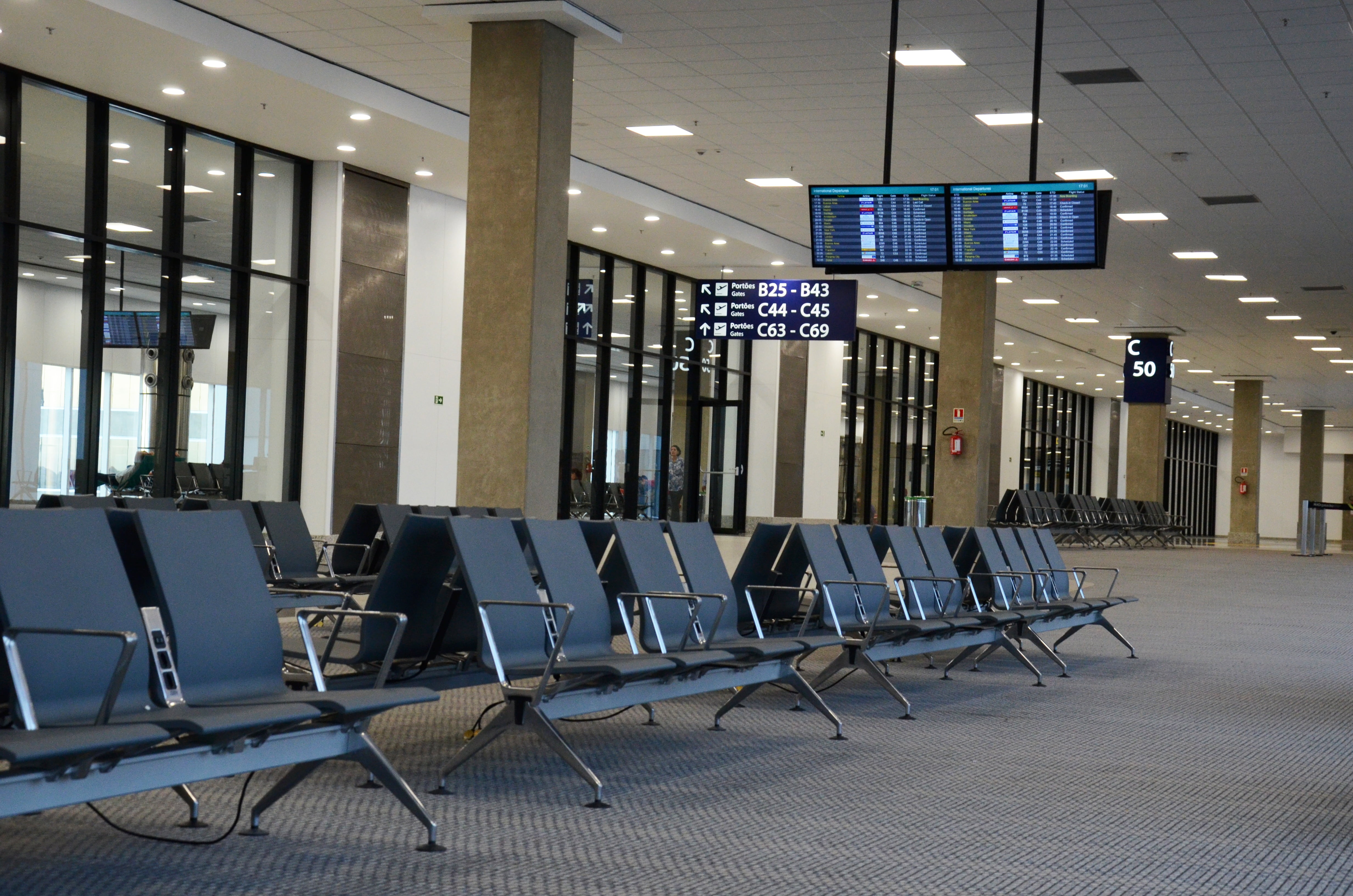 built structure, table, rio de janeiro, tourism, trip, empty, office, airport, architectural column, vip lounge, black, holidays, seat, airport terminal, HD Wallpaper