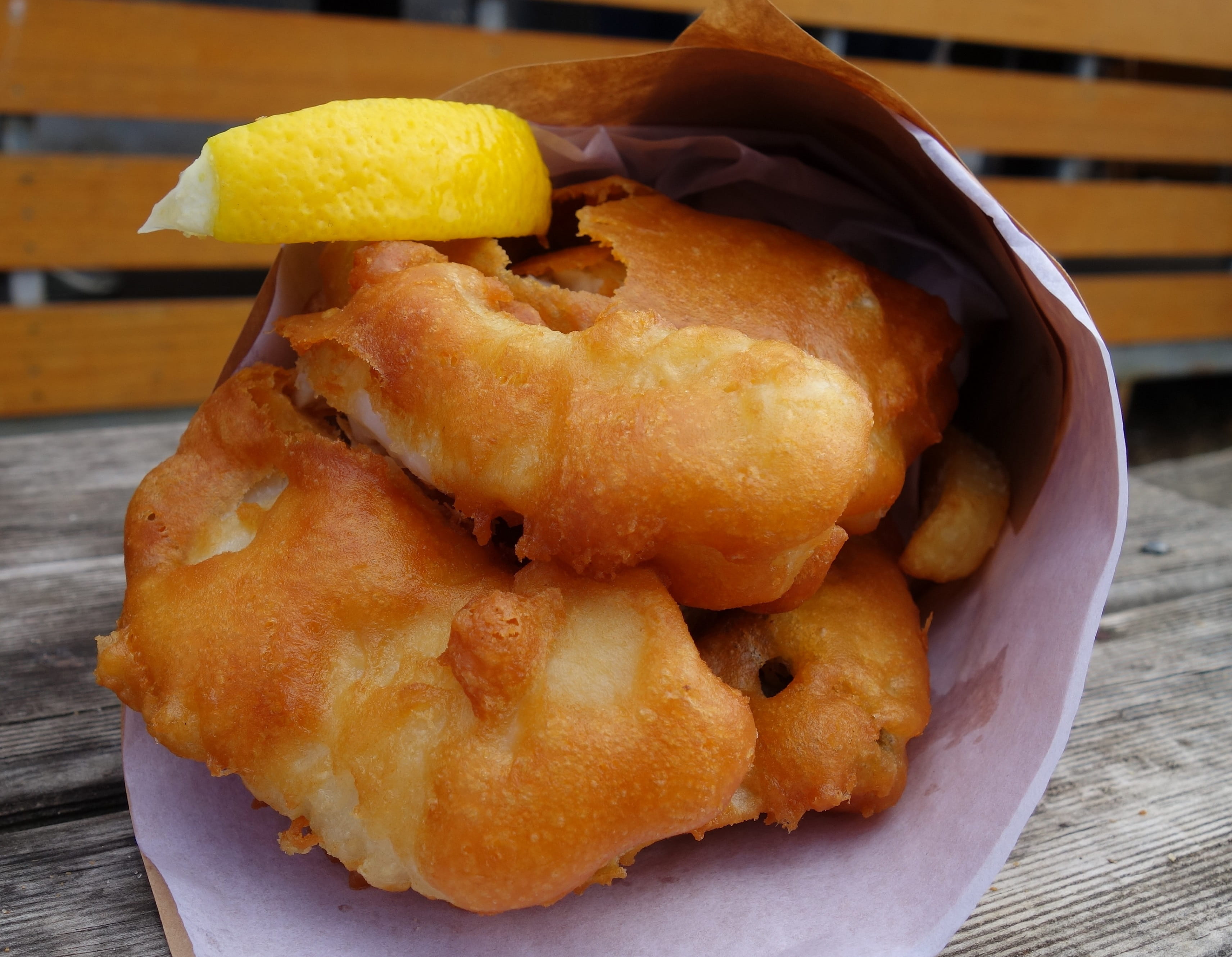 food, serving size, cornet, eat, fish and chips, fast food, chips, meal, 2K, focus on foreground, breakfast, wood - material, no people, sweet food, tasty, HD Wallpaper