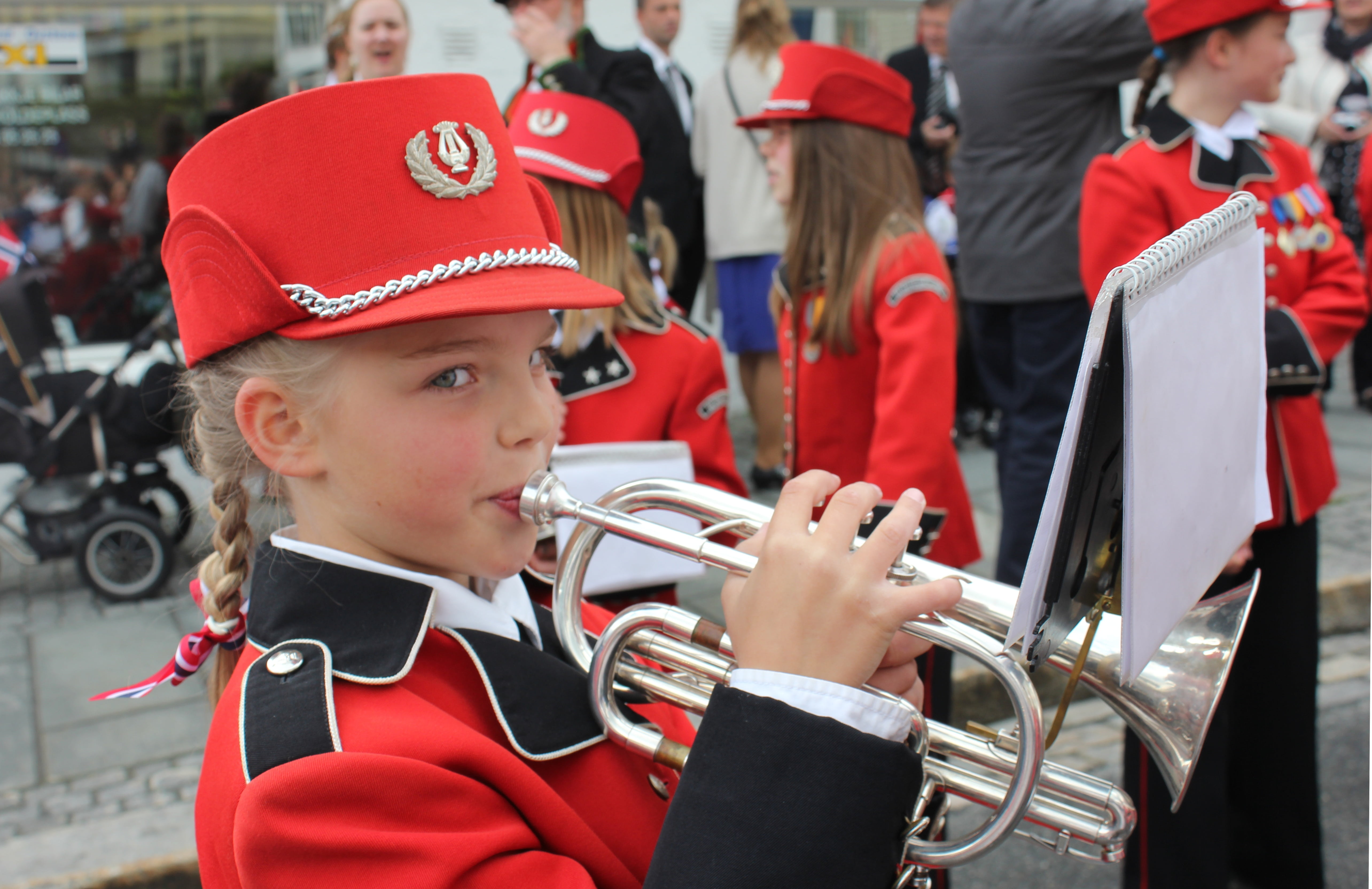 child, incidental people, government, the national day, clothing, childhood, hat, looking away, celebration, cornet, music, seventeenth of may, men, 5K, HD Wallpaper
