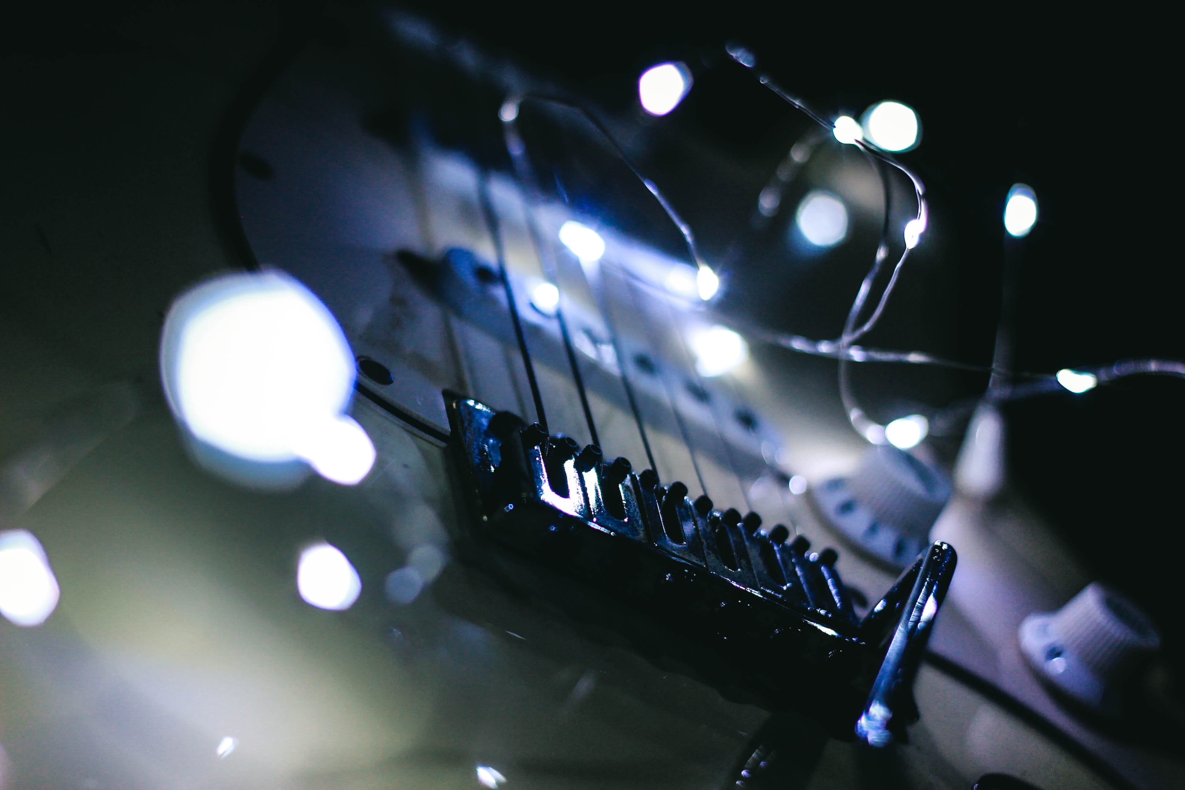 acoustic, 4K, art, year, lighting, close-up, string instrument, entertainment, electricity, lens flare, instrument, guitar, holiday, illuminated, light - natural phenomenon, HD Wallpaper