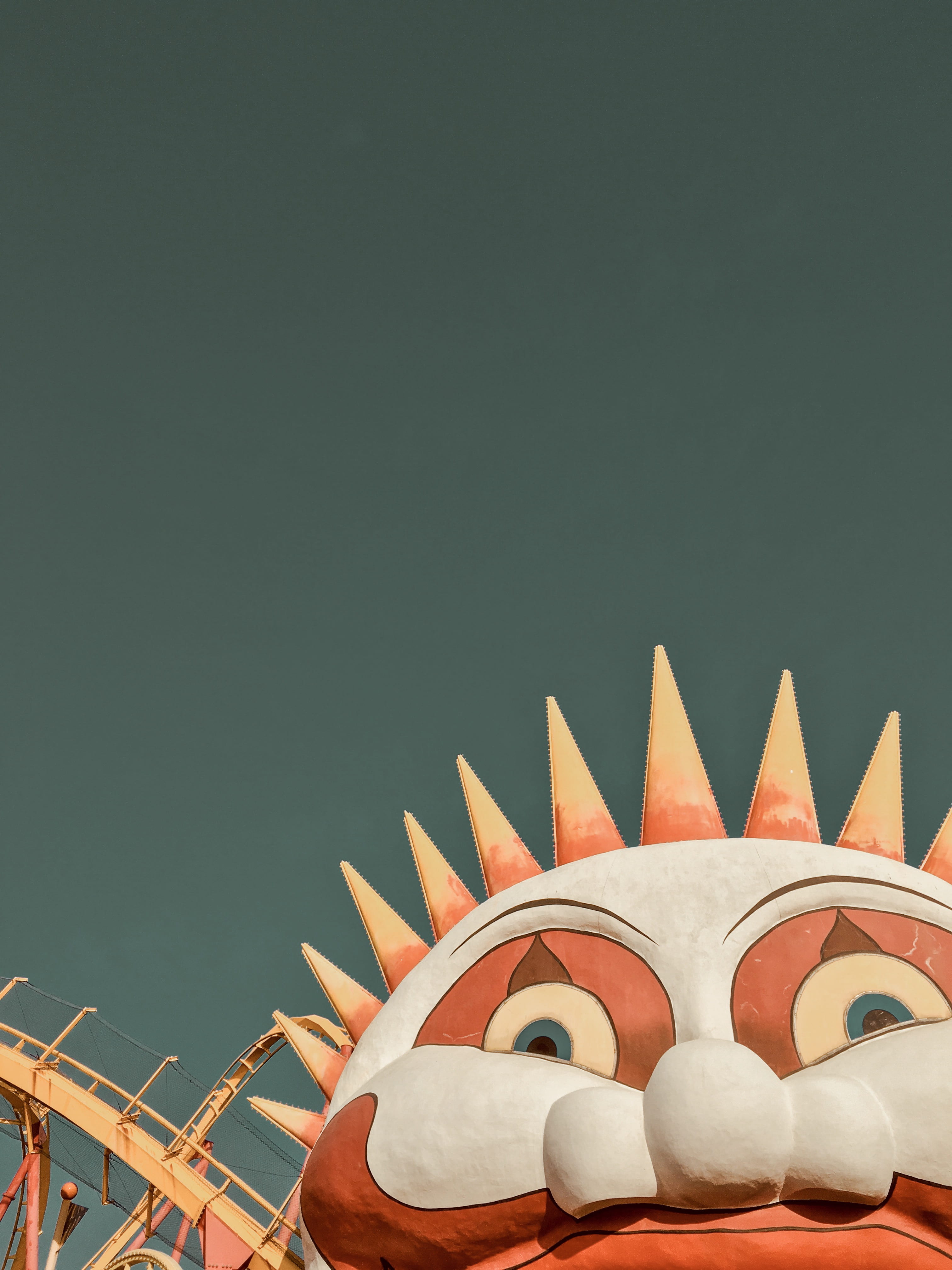 building, arts culture and entertainment, sun, roof, photo, blue, geometric, craft, painted eyes, building exterior, abstract, eyes, architecture, day, Phone HD Wallpaper