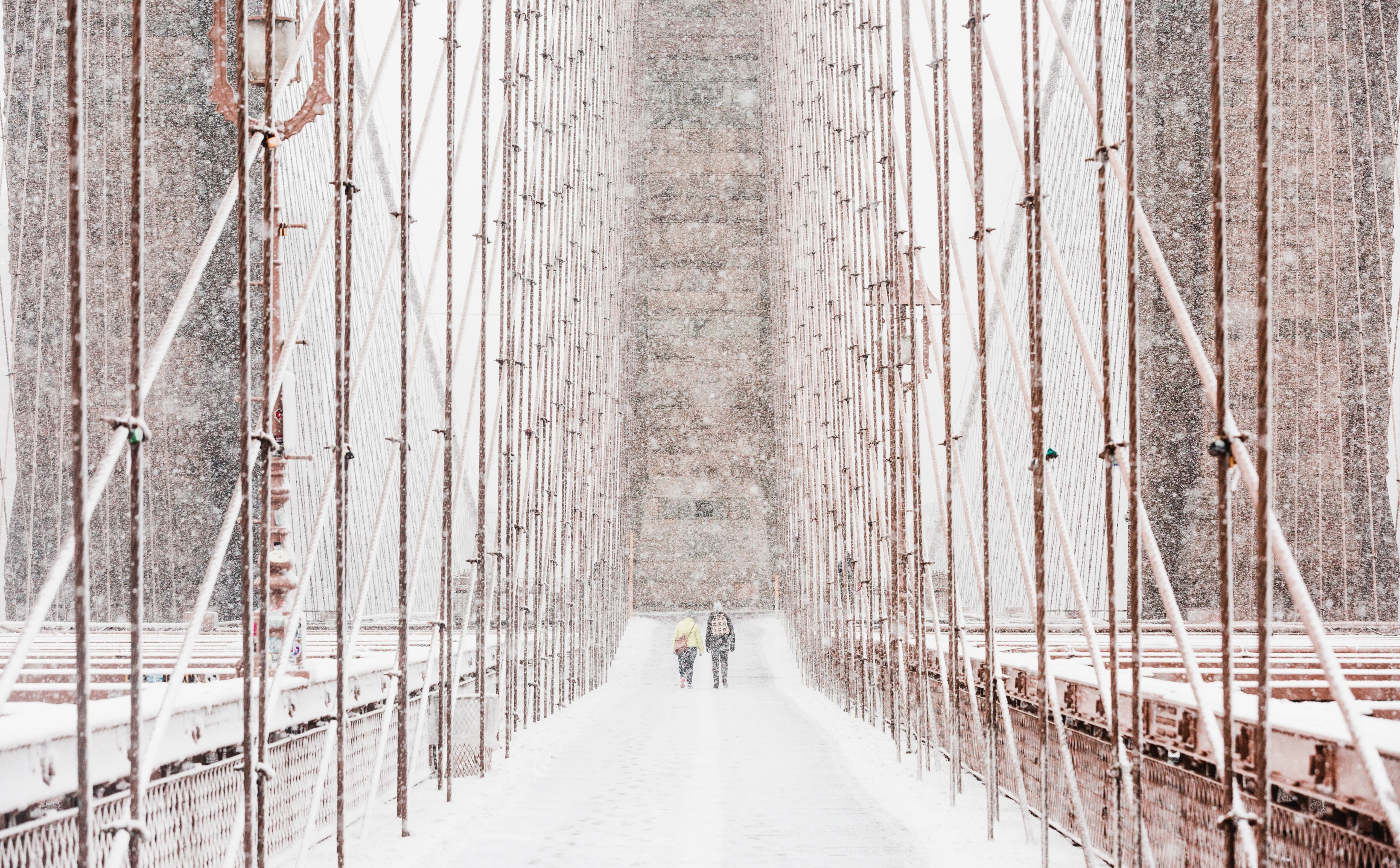 Urban, brooklyn, snowstorm, Seasons, storm, People, Snow, unitedstates, 5K, City, bridge, brooklynbridge, newyork, Winter, HD Wallpaper