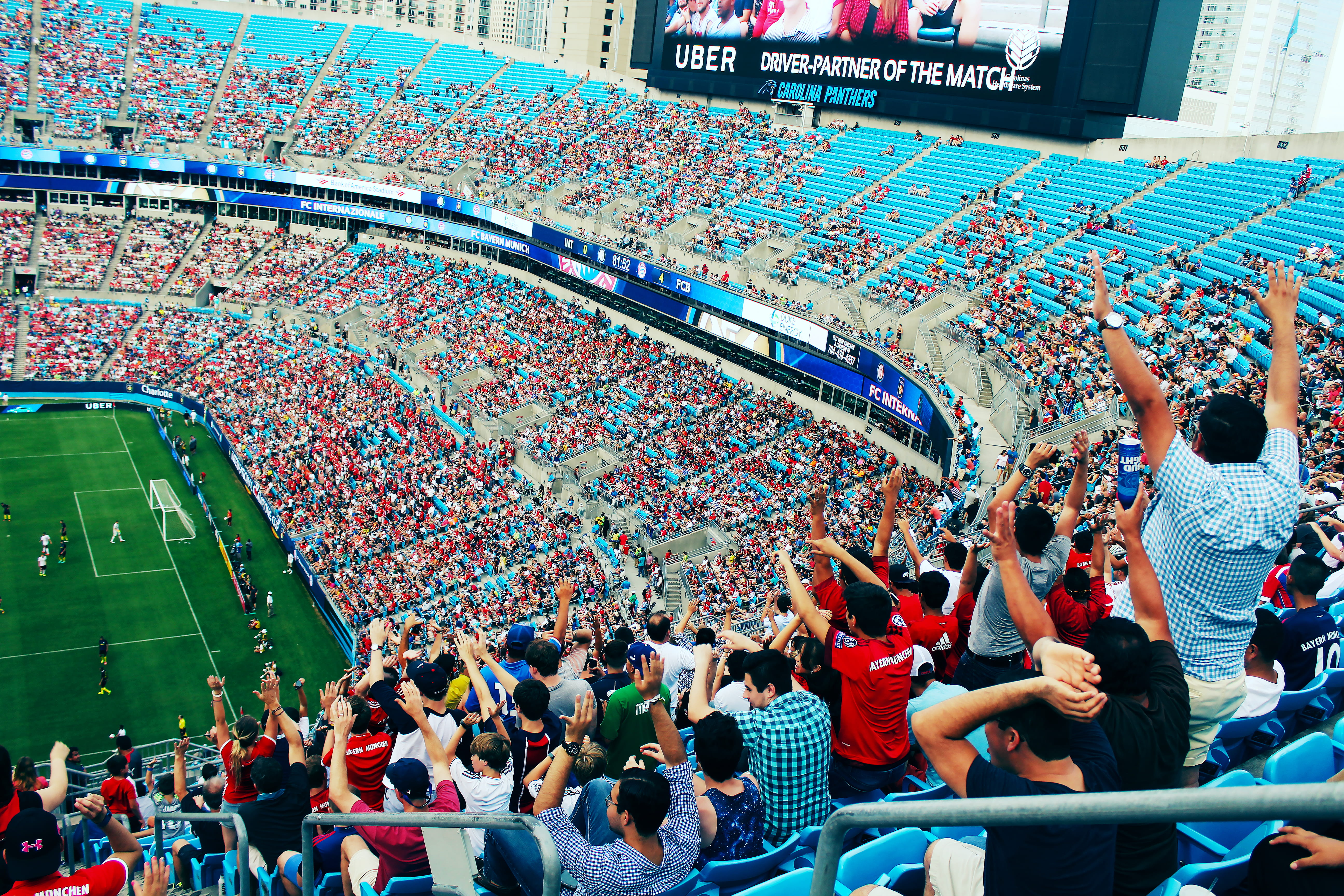 architecture, looking, day, high angle view, stadium, women, lifestyles, cheer, built structure, bank of america stadium, football, men, 5K, soccer, outdoors, HD Wallpaper