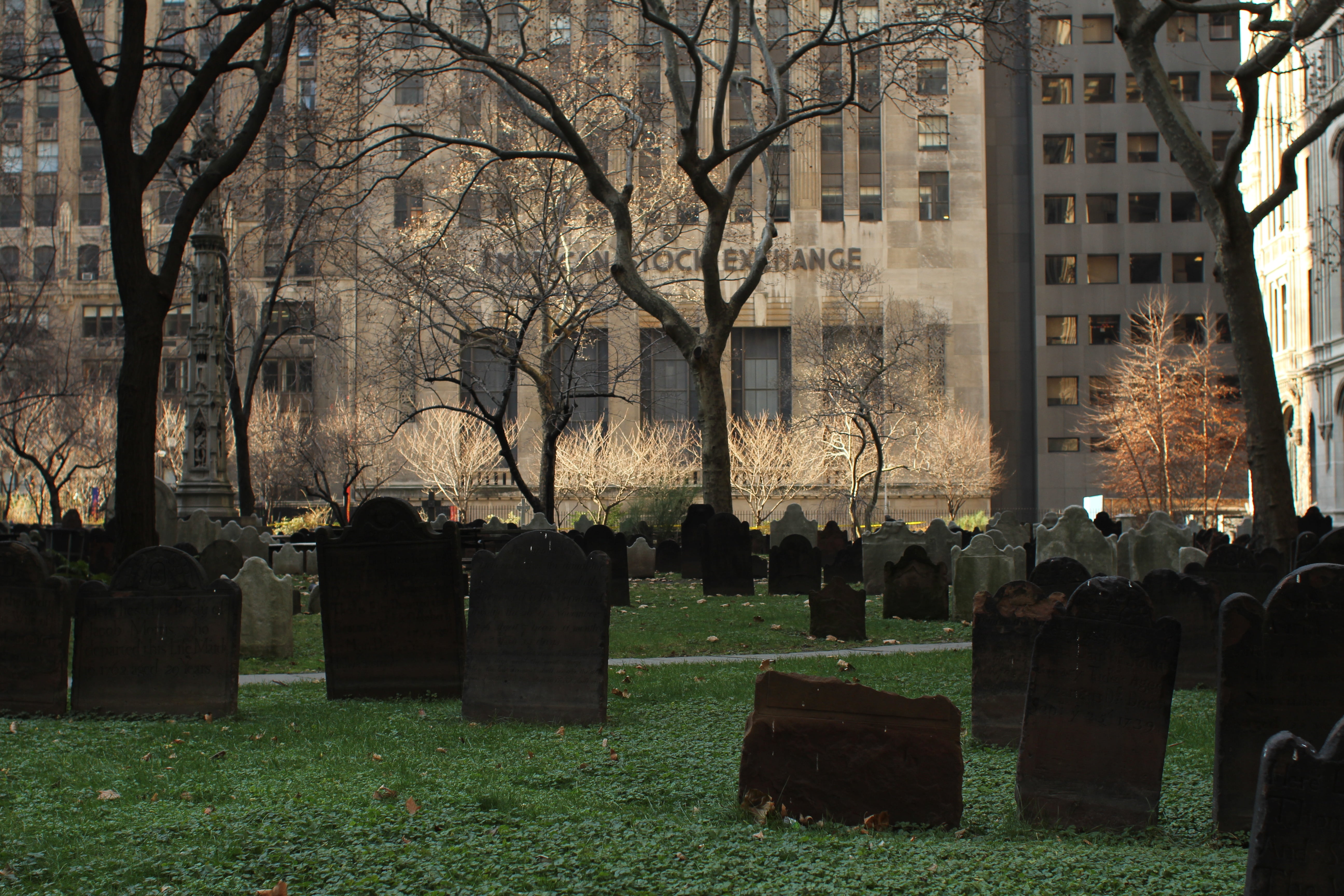 america, built structure, plant, exchange, no people, stock, building exterior, stock exchange, outdoors, cemetery, trade, nyc, graveyard, new, 5K, the past, HD Wallpaper