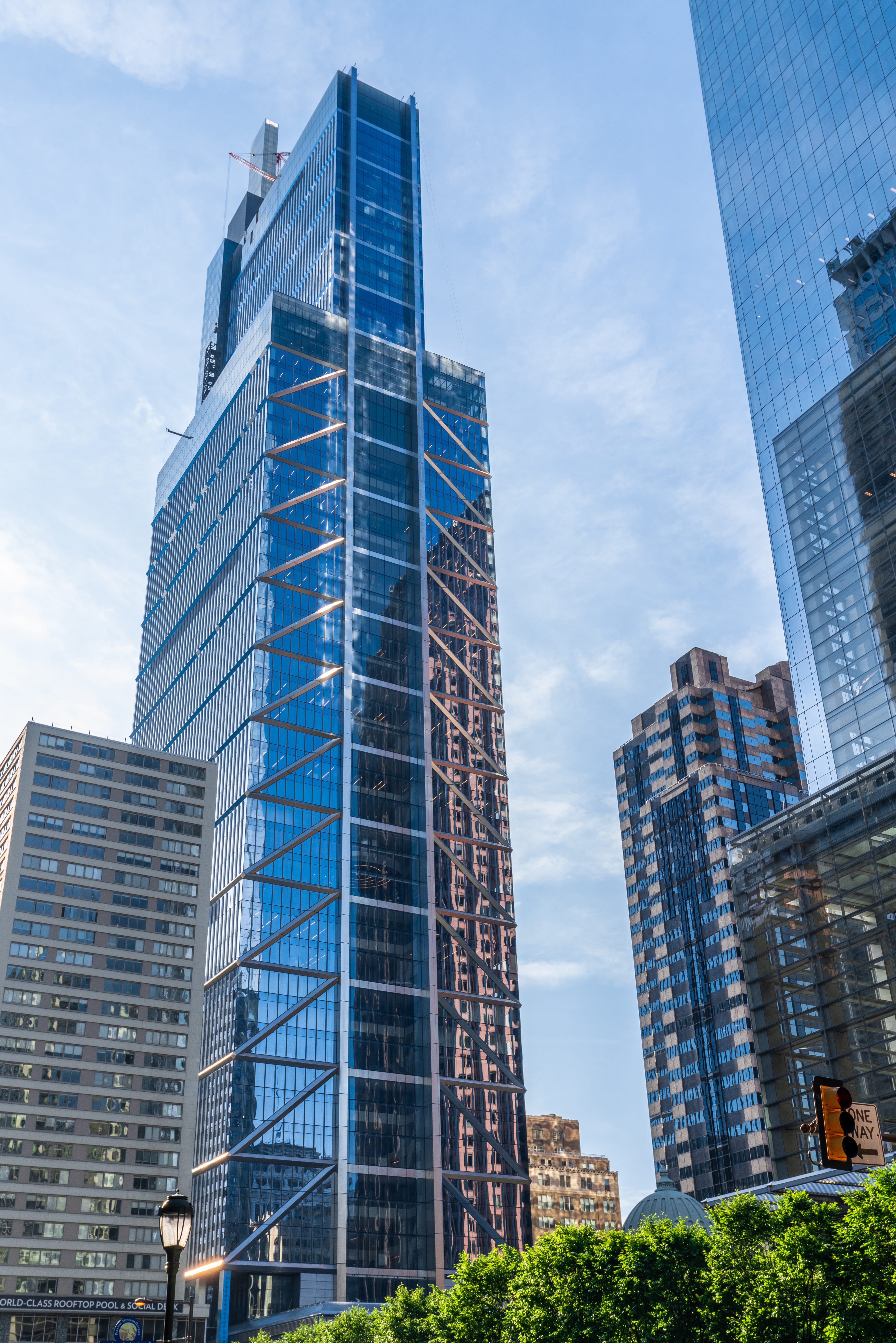 tall - high, office, comcast building, building exterior, urban, building, nature, financial district, glass - material, urban photography, low angle view, Phone HD Wallpaper