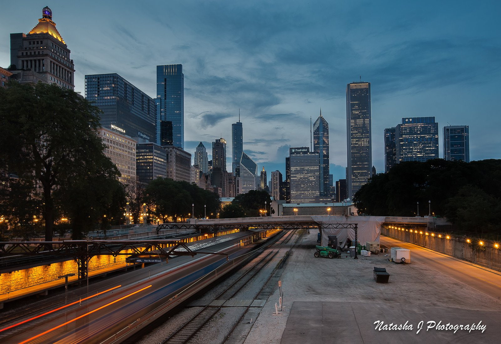 mid ouest, tower, city, francisco, cities, usa, illinois, trump, chicago, comta, skyline, architecture, night, 720P, bridges, HD Wallpaper