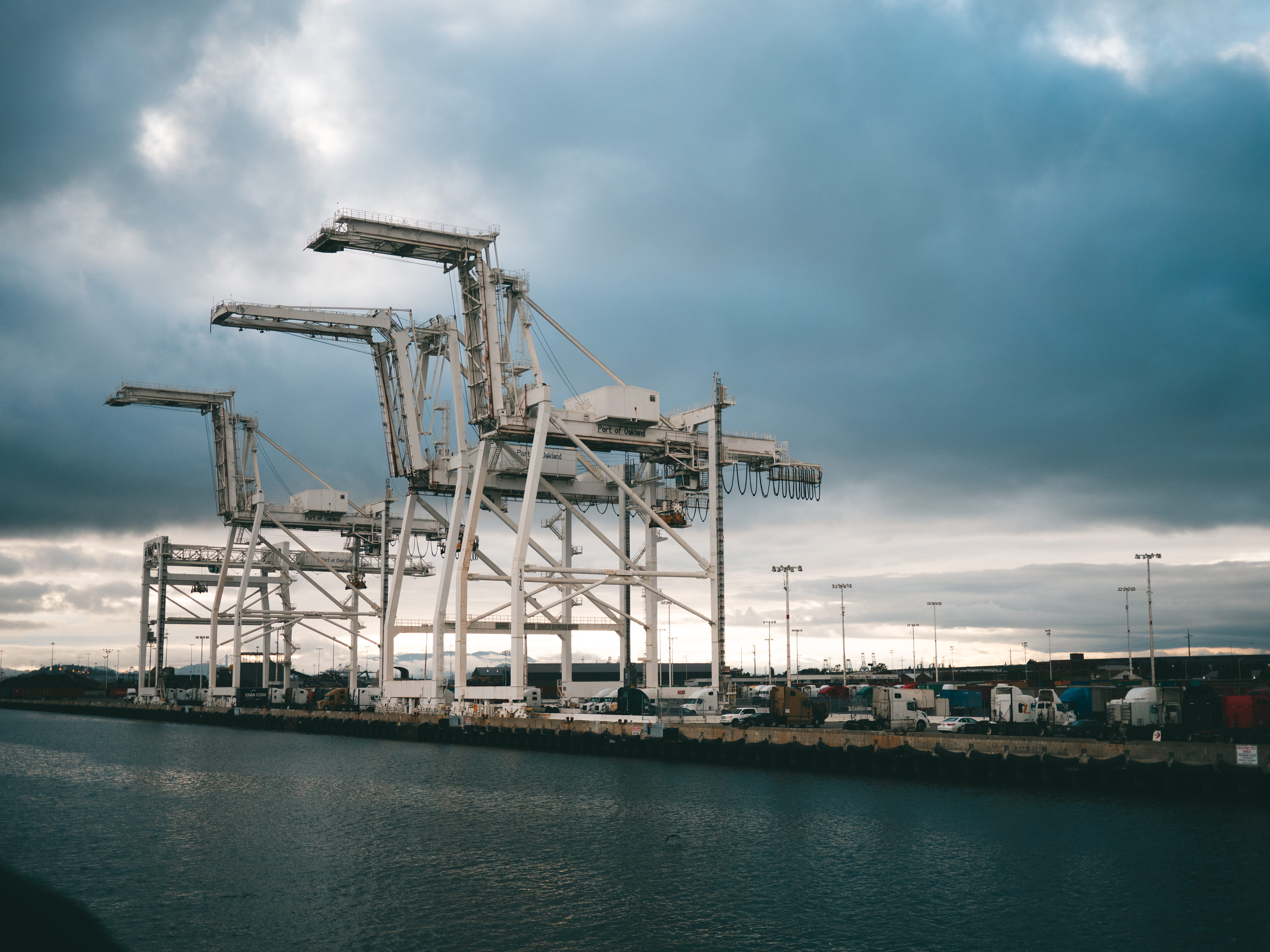 dock, crane - construction machinery, transportation, 5K, san francisco bay ferry, machinery, sea, crane, nautical vessel, port of oakland, architecture, HD Wallpaper