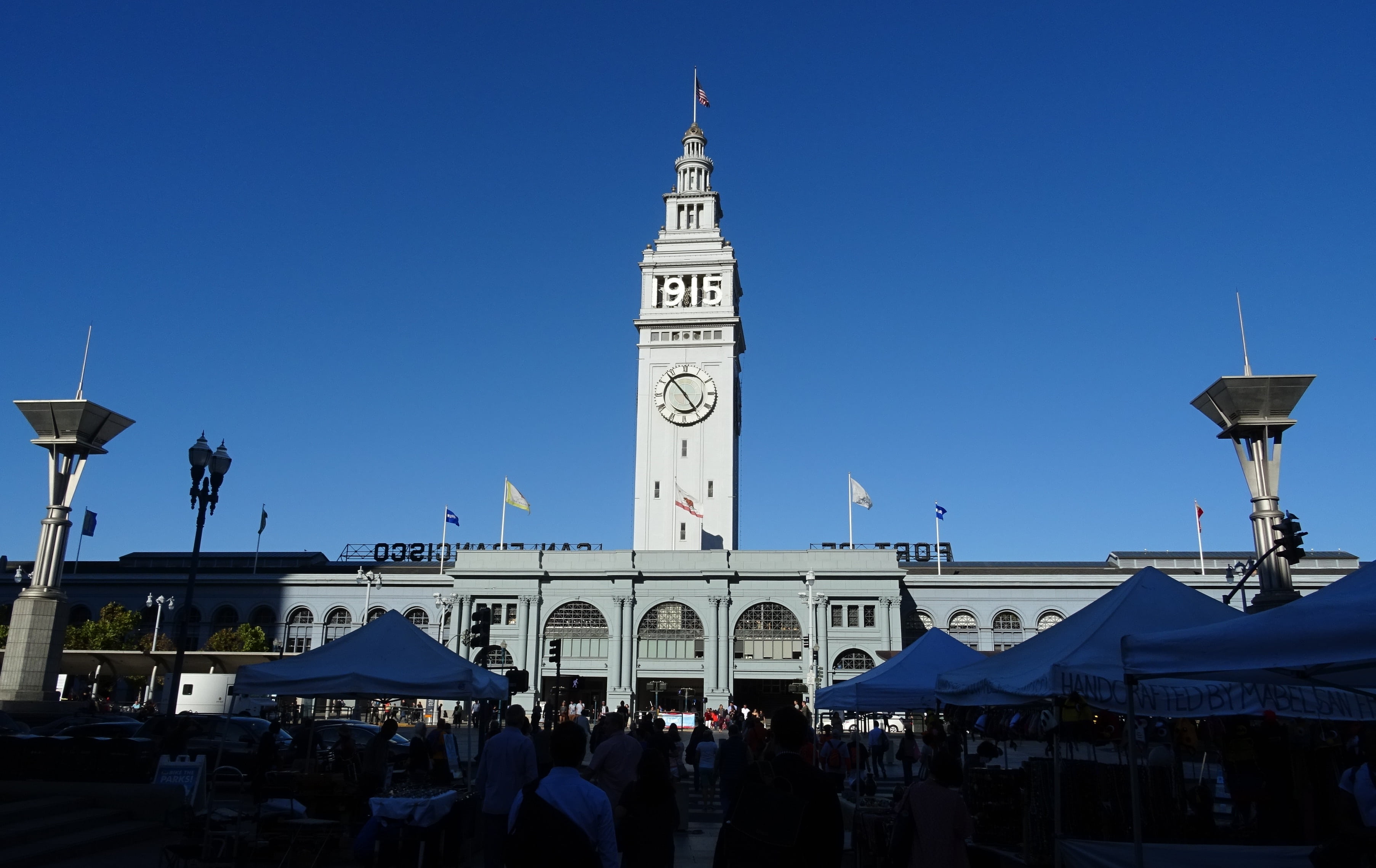 group of people, landmark, 2K, real people, travel destinations, architecture, port, building, ferry building, waterfront, time, clock, san francisco, HD Wallpaper