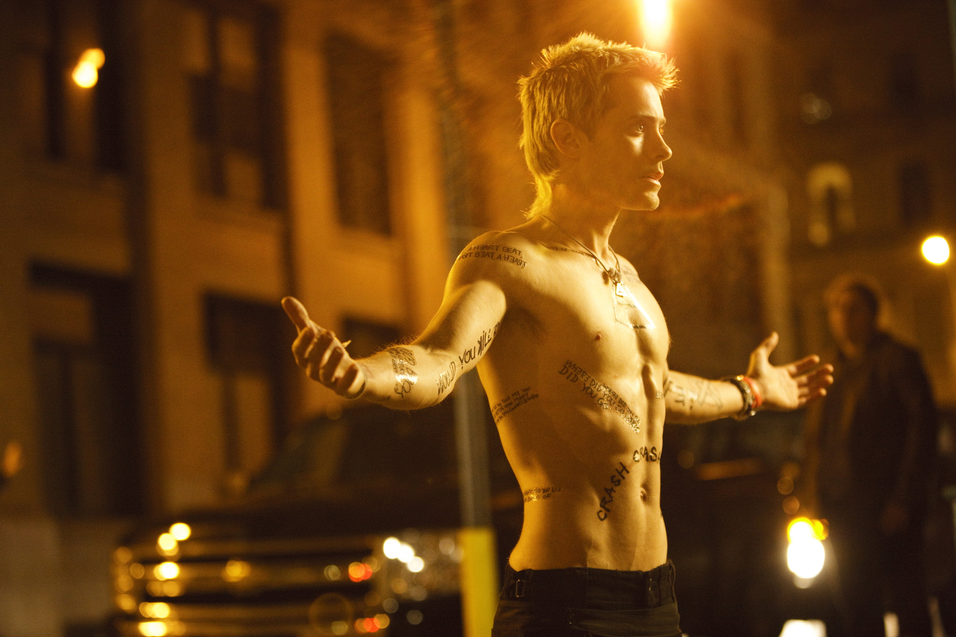street, vitality, lighting Equipment, nightlife, illuminated, strength, human limb, bottoms, waist up, s, adult, human arm, outdoors, sport, 2K, europe, HD Wallpaper