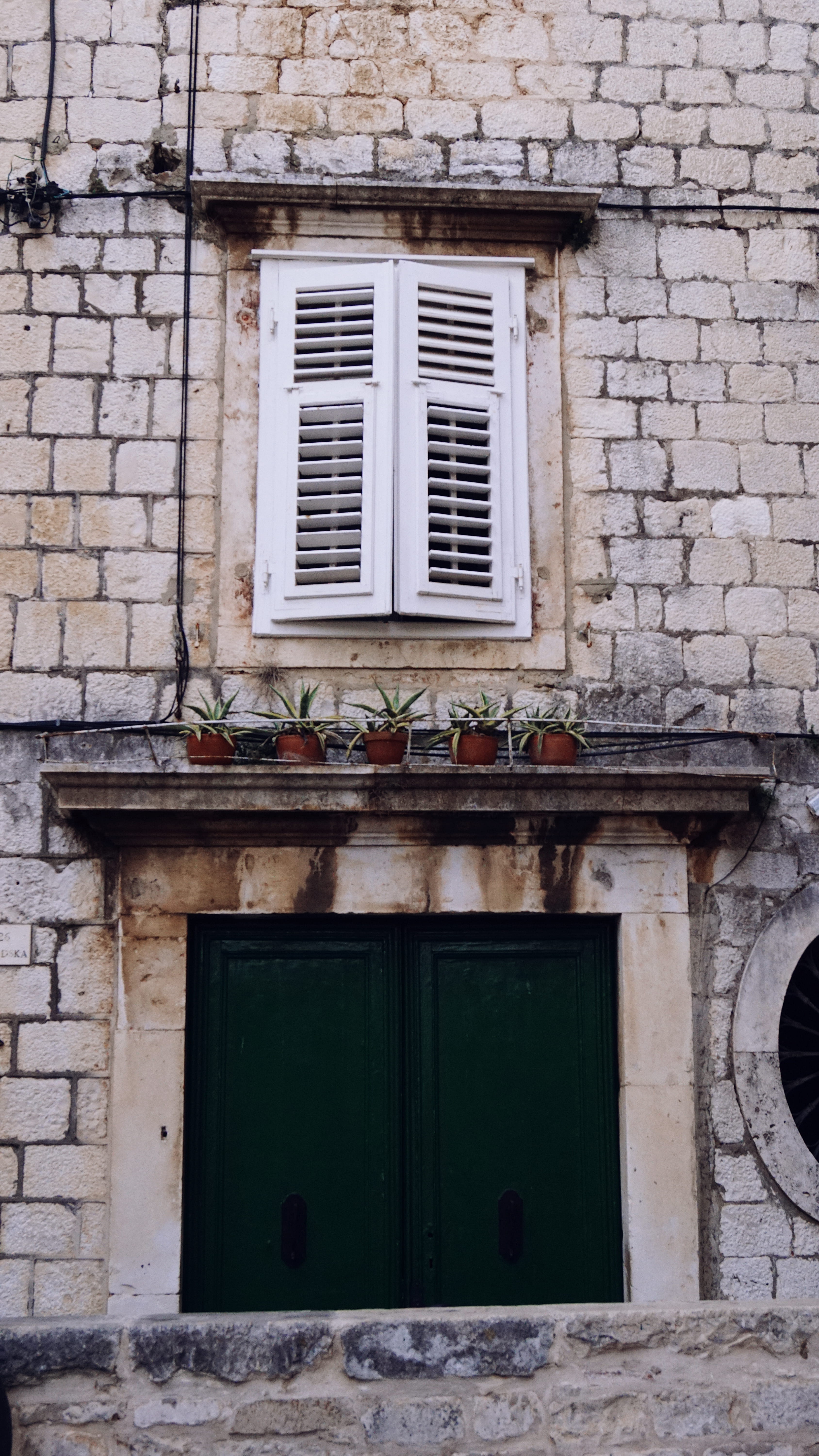 5K, flower, old, oldtown, brick wall, window frame, brick, architecture, window, protection, wall, building exterior, flowerpot, residential district, Phone HD Wallpaper