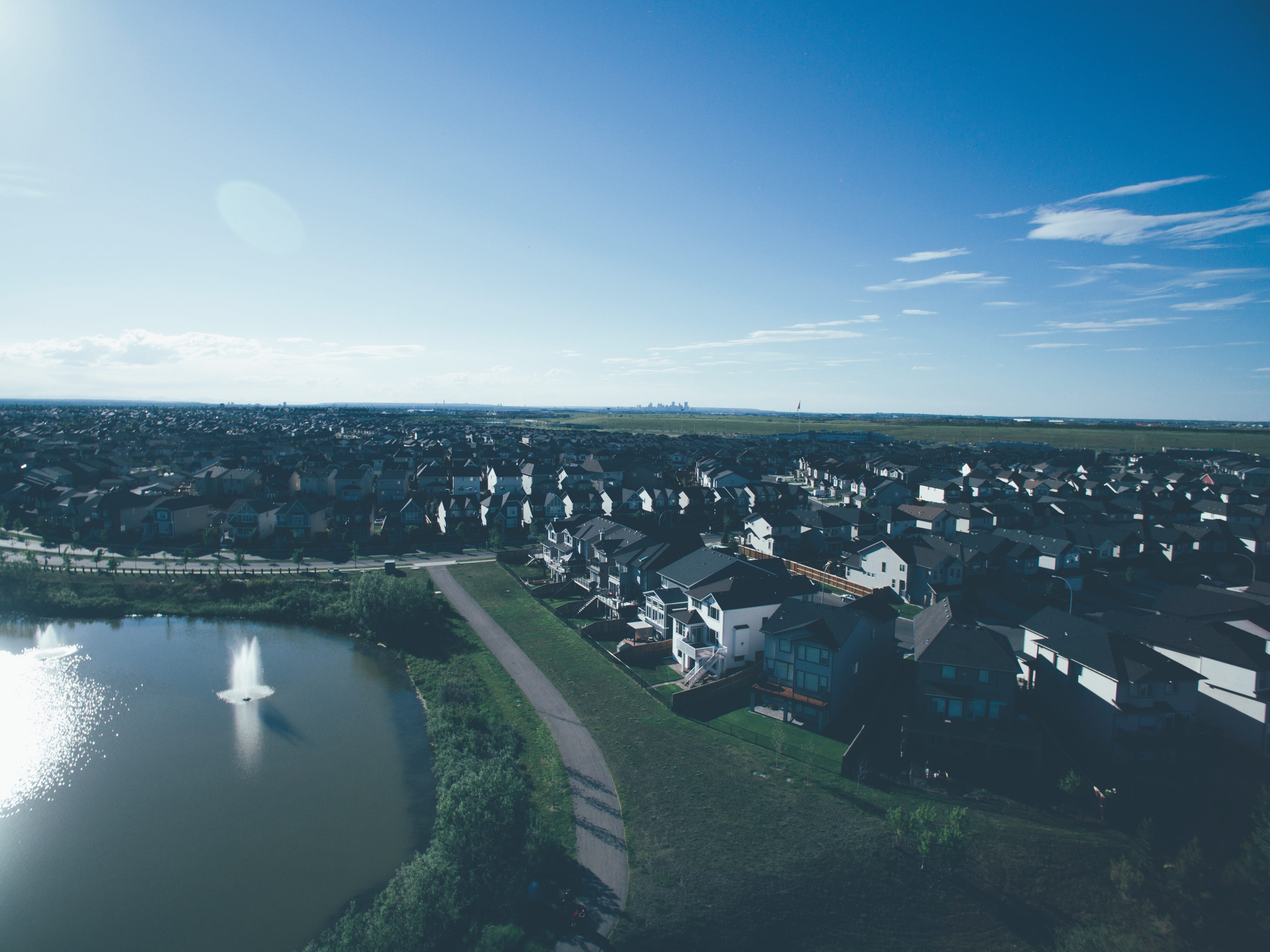 water, day, tranquil scene, blue, drone, built structure, cloud - sky, architecture, beauty in nature, sea, scenics - nature, 4K, crowd, high angle view, HD Wallpaper