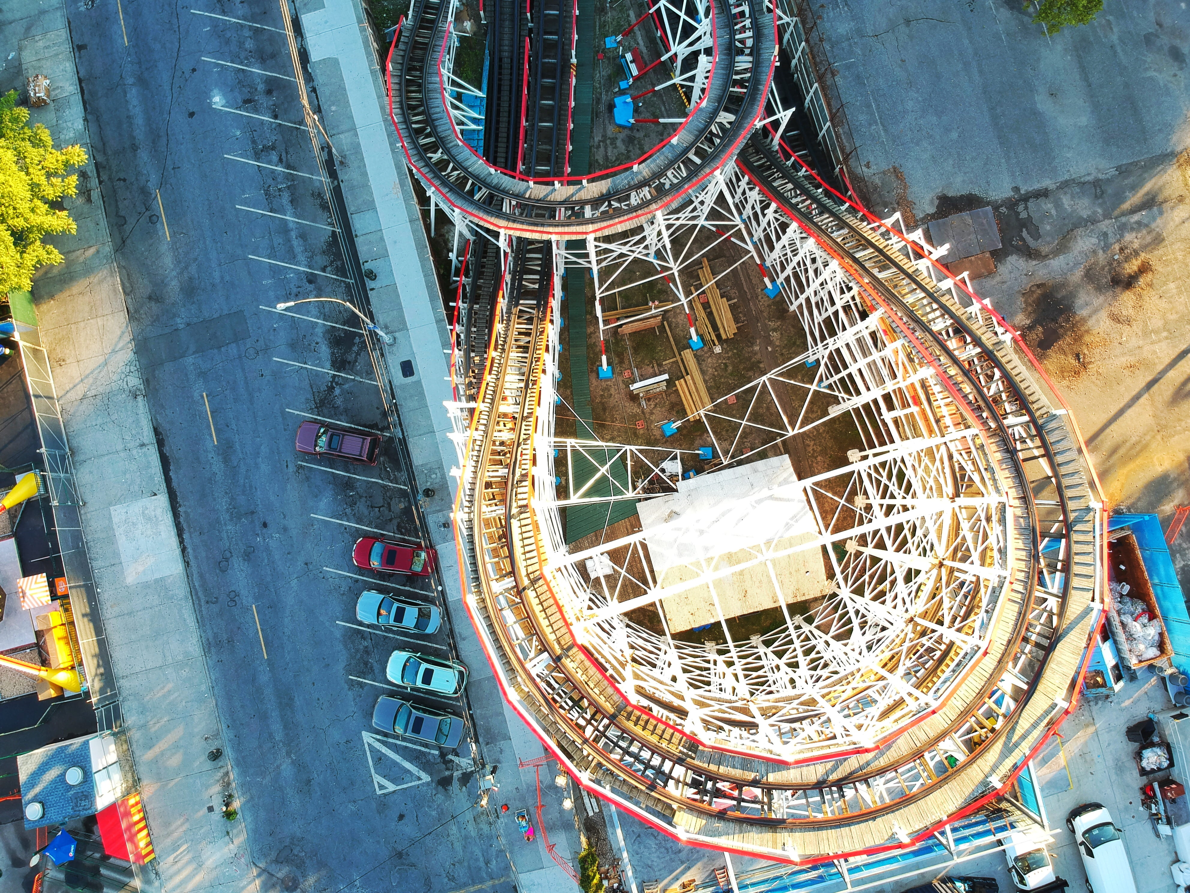built structure, city street, amusement park ride, day, amusement park, summer, street, new york, outdoors, united states, arts culture and entertainment, HD Wallpaper
