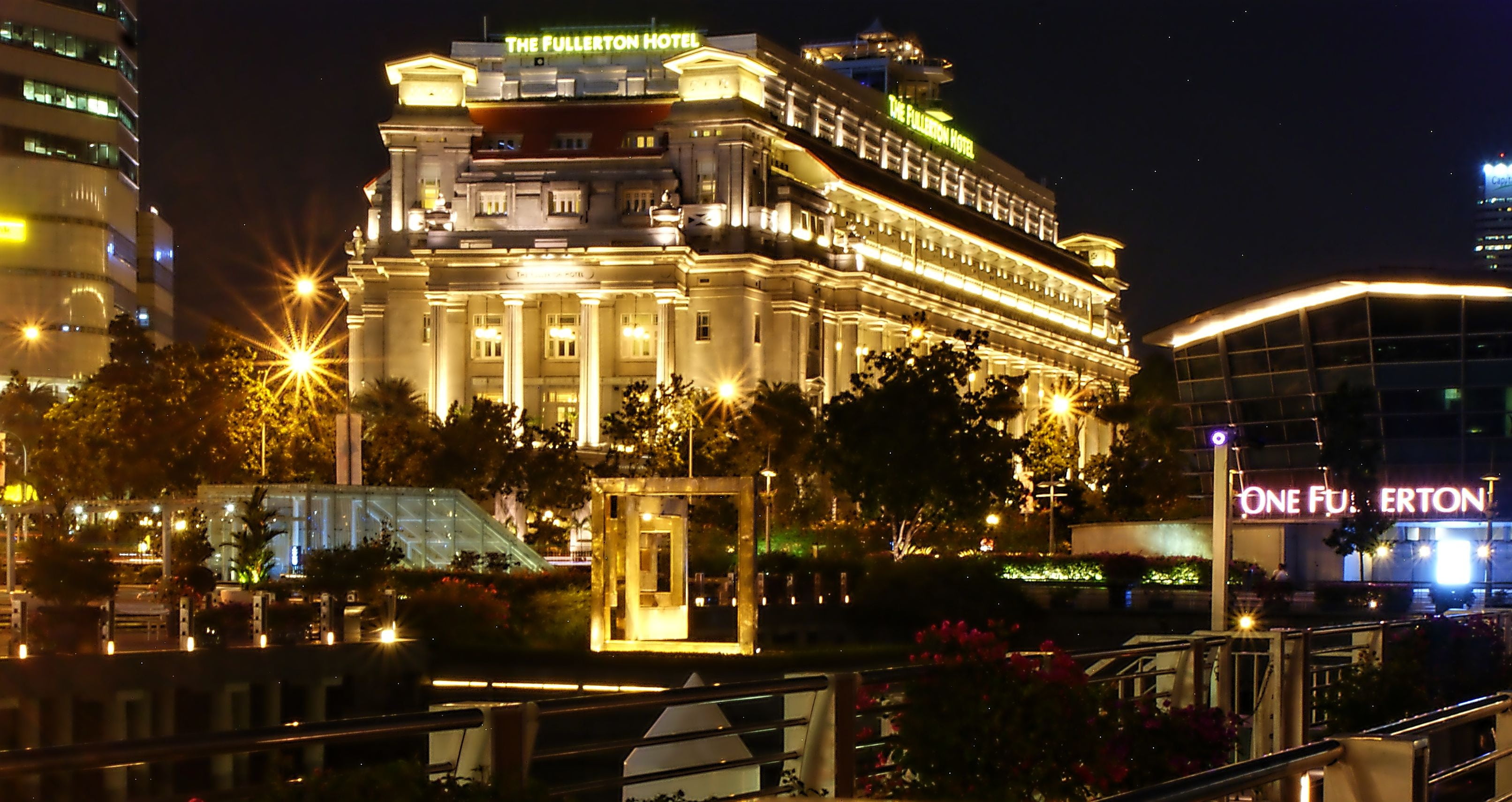 building exterior, the past, oldest hotel, urban, water, illuminated, night scene, tourism, plant, outdoors, cityscape, waterfront, no people, singapore, HD Wallpaper
