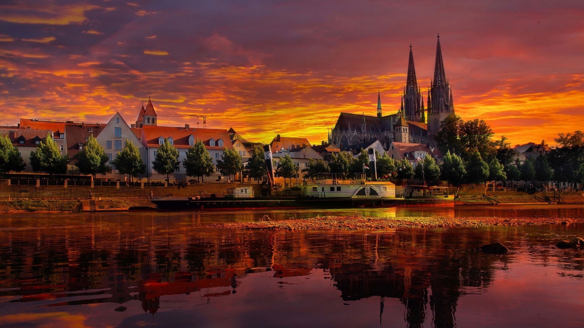 sky, lake, religion, sunset, Donau, architecture, orange color, built structure, belief, place of worship, water, building, boat, scenery, building exterior, HD Wallpaper