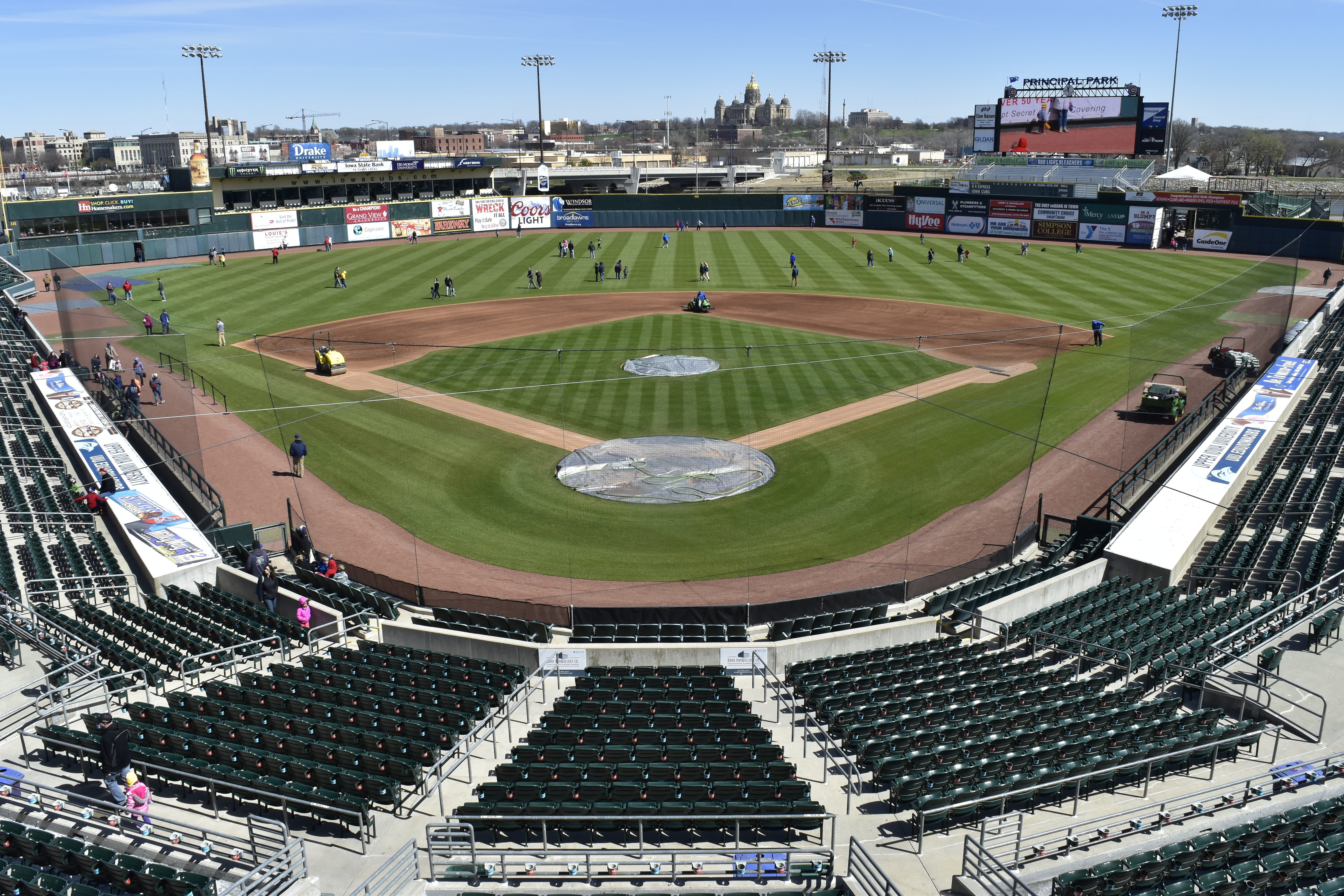 field, day, stadium, grass, high angle view, Iowa Cubs, city, green color, building exterior, Baseball, sky, sec taylor stadium, soccer, travel destinations, HD Wallpaper