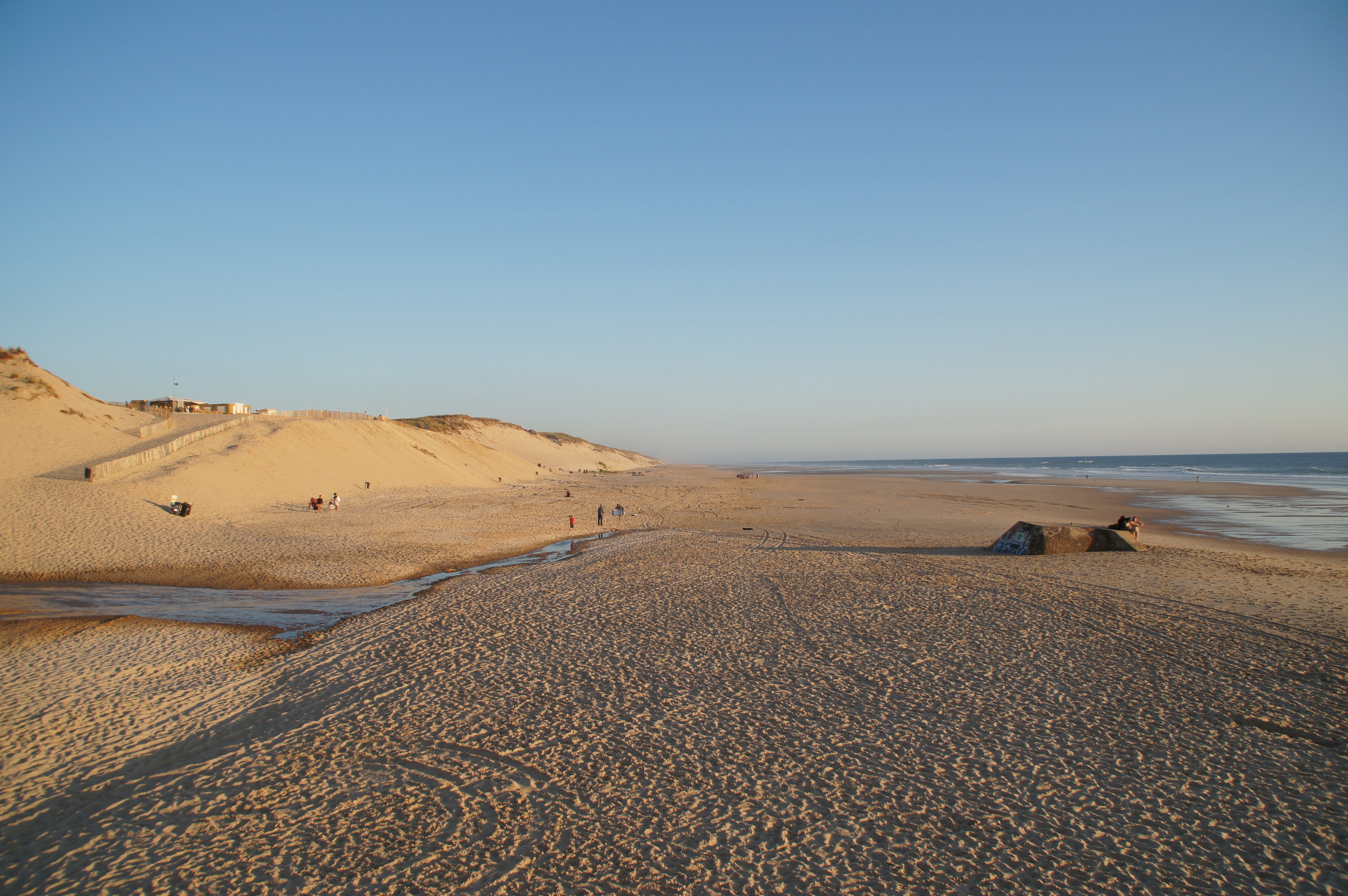 atlantic, sky, le pin sec, climate, no people, sand, non-urban scene, travel destinations, horizon, environment, 4K, horizon over water, desert, clear sky, HD Wallpaper