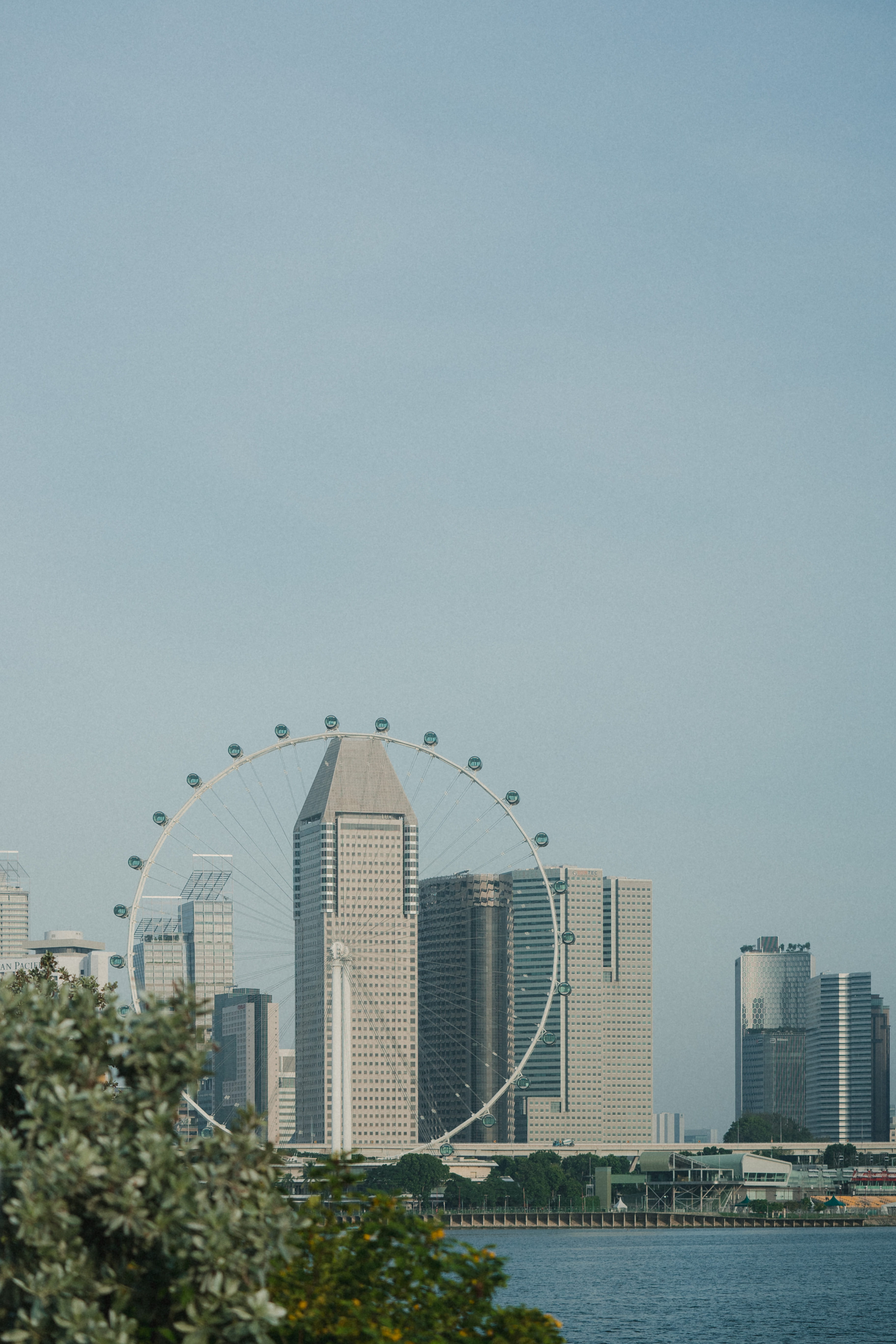 steeple, downtown, architecture, near, financial district, singapore flyer, office building exterior, skyscraper, building exterior, travel destinations, Phone HD Wallpaper