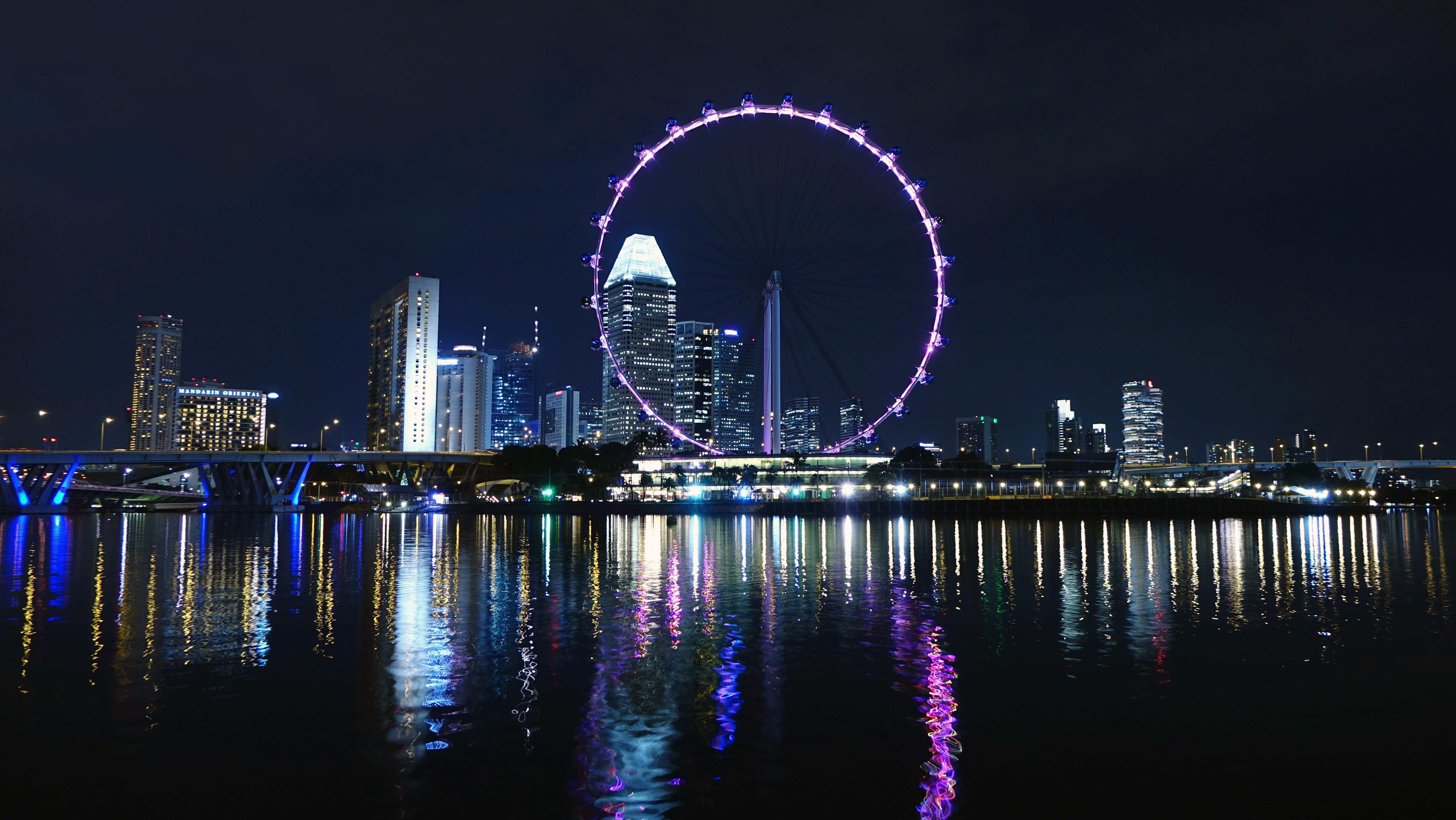 london, nightlife, 5K, ferris wheel, river, dark, built structure, singapore, skyscraper, building exterior, lights, city life, cityscape, office building exterior, HD Wallpaper