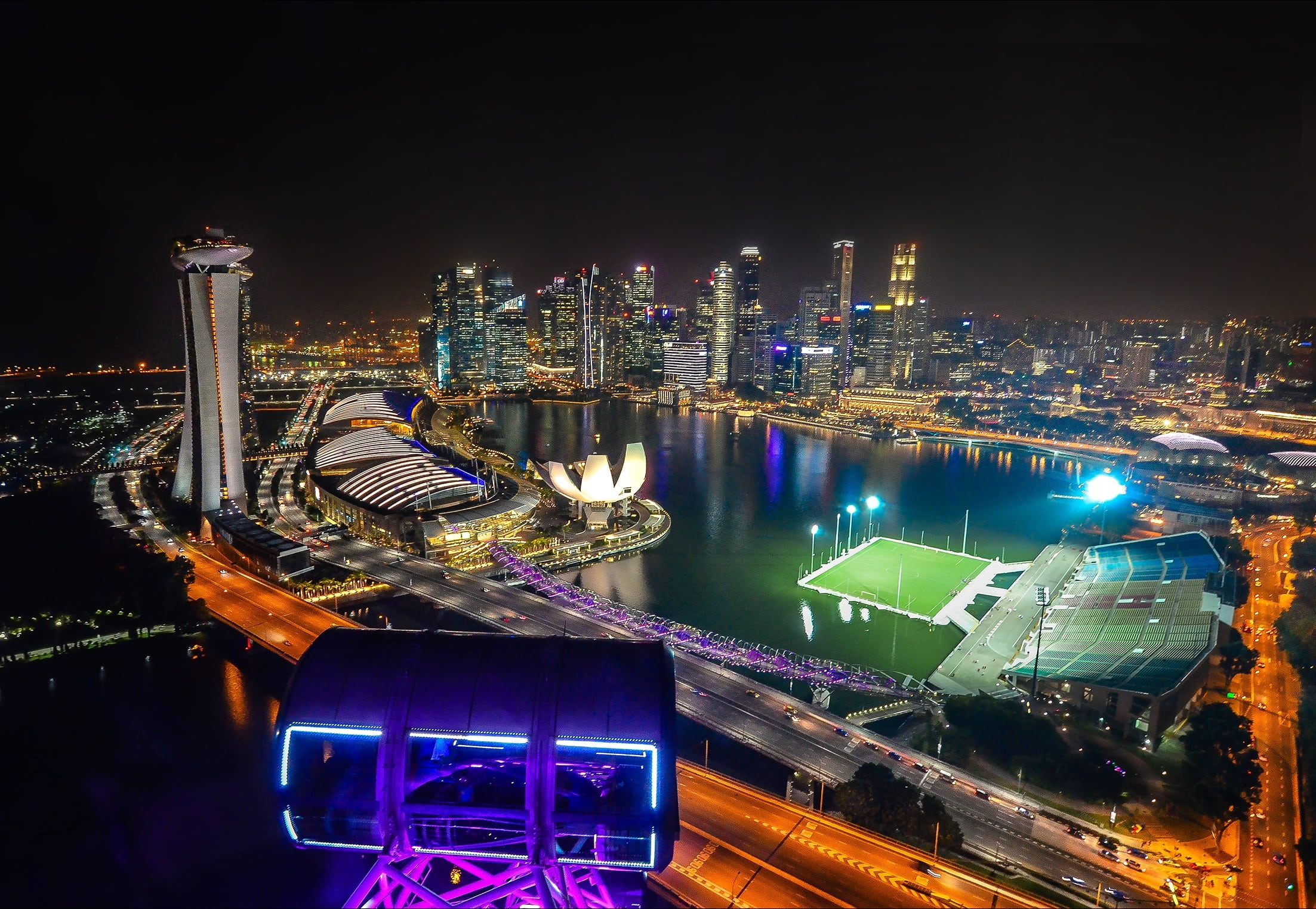 modern, asia, singapore flyer, building, 1080P, building exterior, illuminated, sky, city life, nightlife, water, outdoors, skyscraper, office building exterior, HD Wallpaper