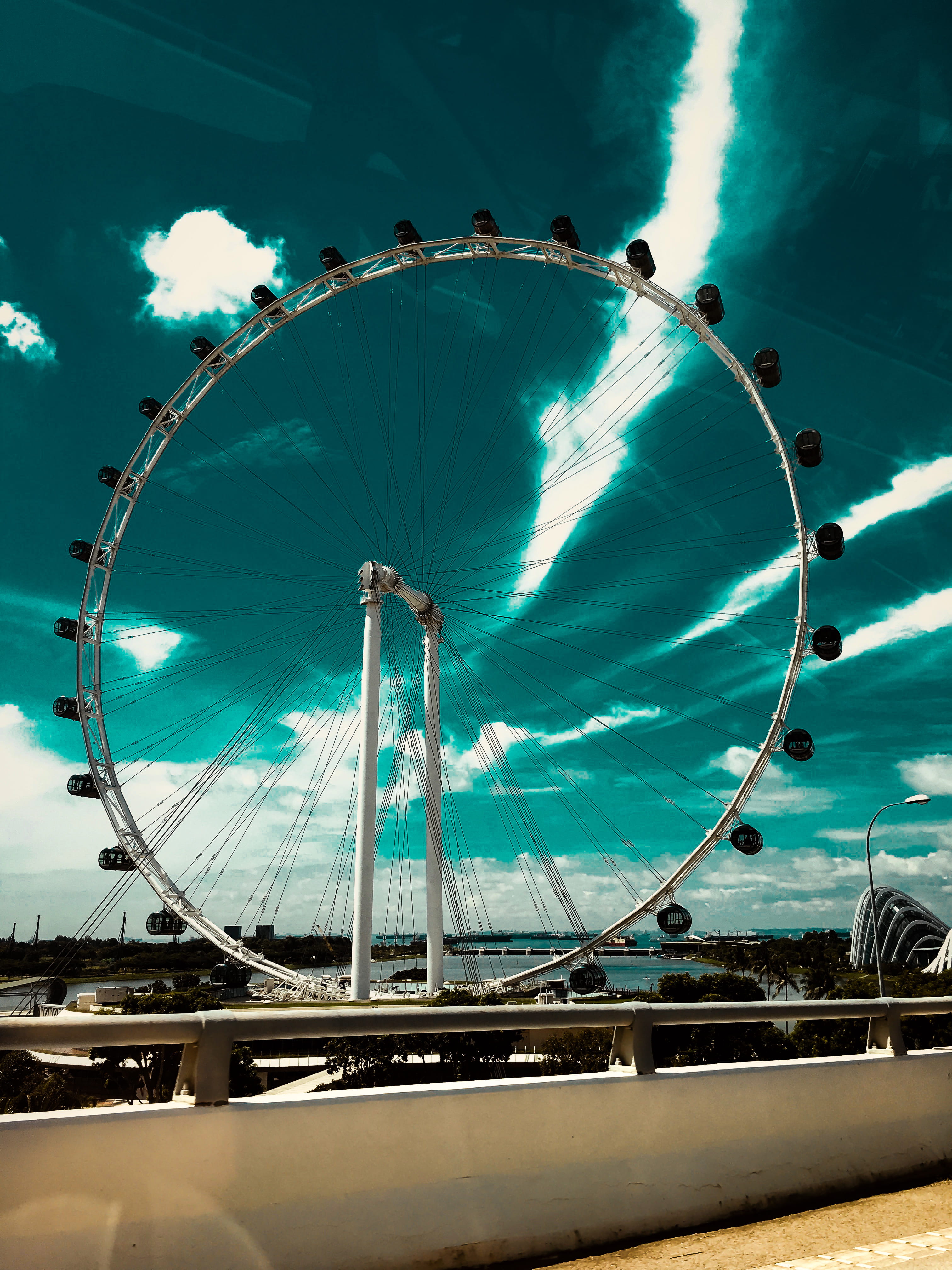 cloud - sky, color, day, nature, 4K, arts culture and entertainment, no people, architecture, daylight, transportation system, shape, landmark, sea, bridge, Phone HD Wallpaper