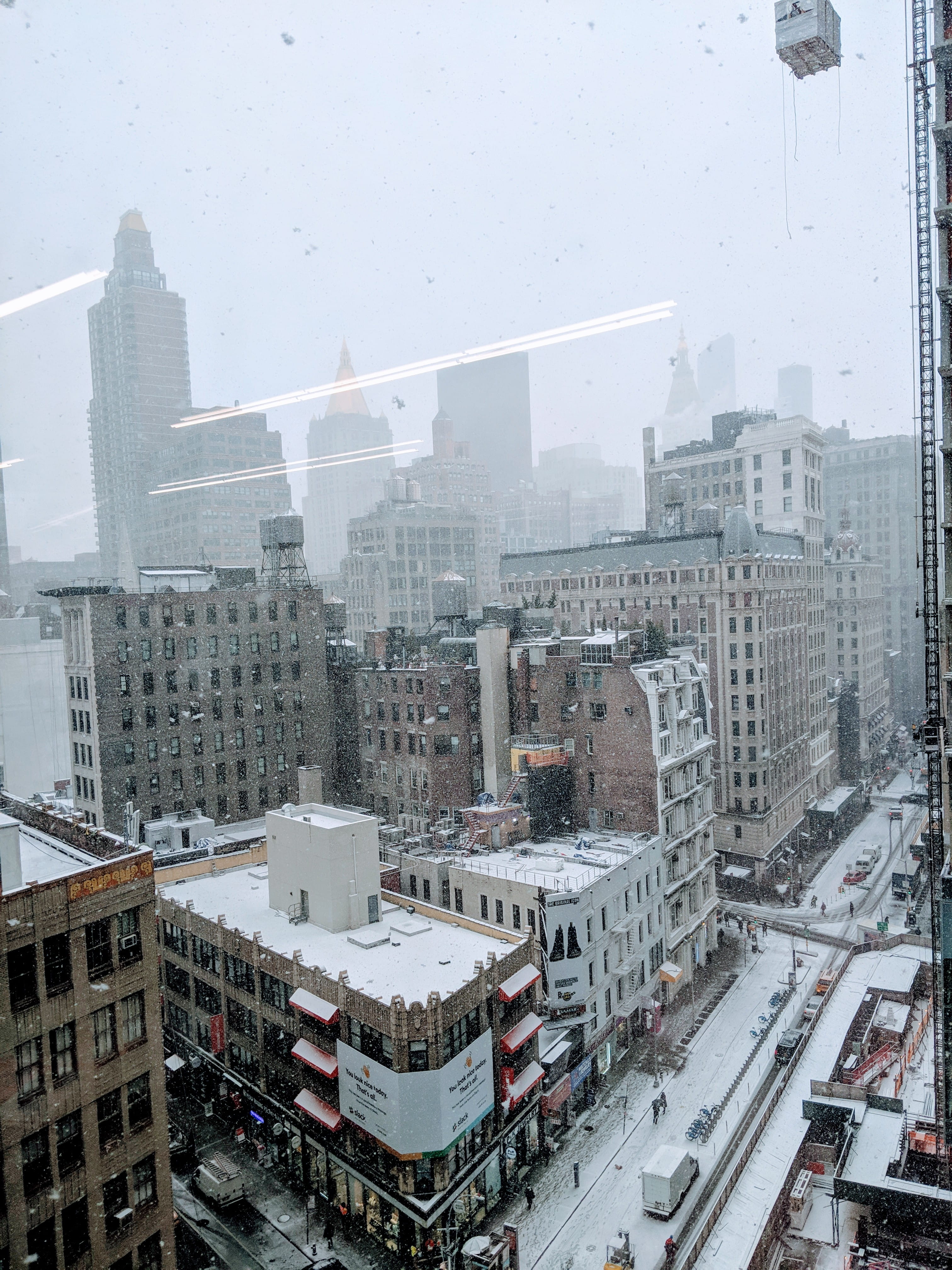 scenery, high angle view, sky, building, town, metropolis, urban, office, human, painted, weather, snow, built structure, new york, snowing, residential district, Phone HD Wallpaper