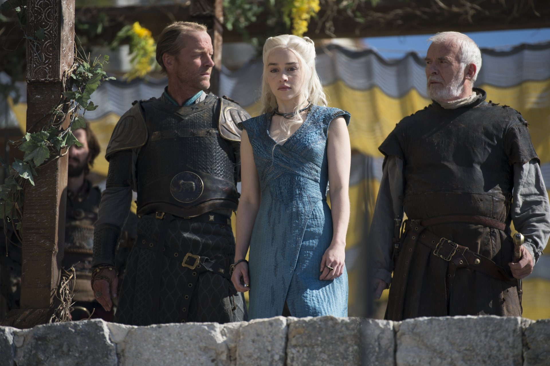casual clothing, Game Of Thrones, Ian McElhinney, men, TV Show, Iain Glen, serious, Jorah Mormont, Daenerys Targaryen, looking at camera, group of people, HD Wallpaper