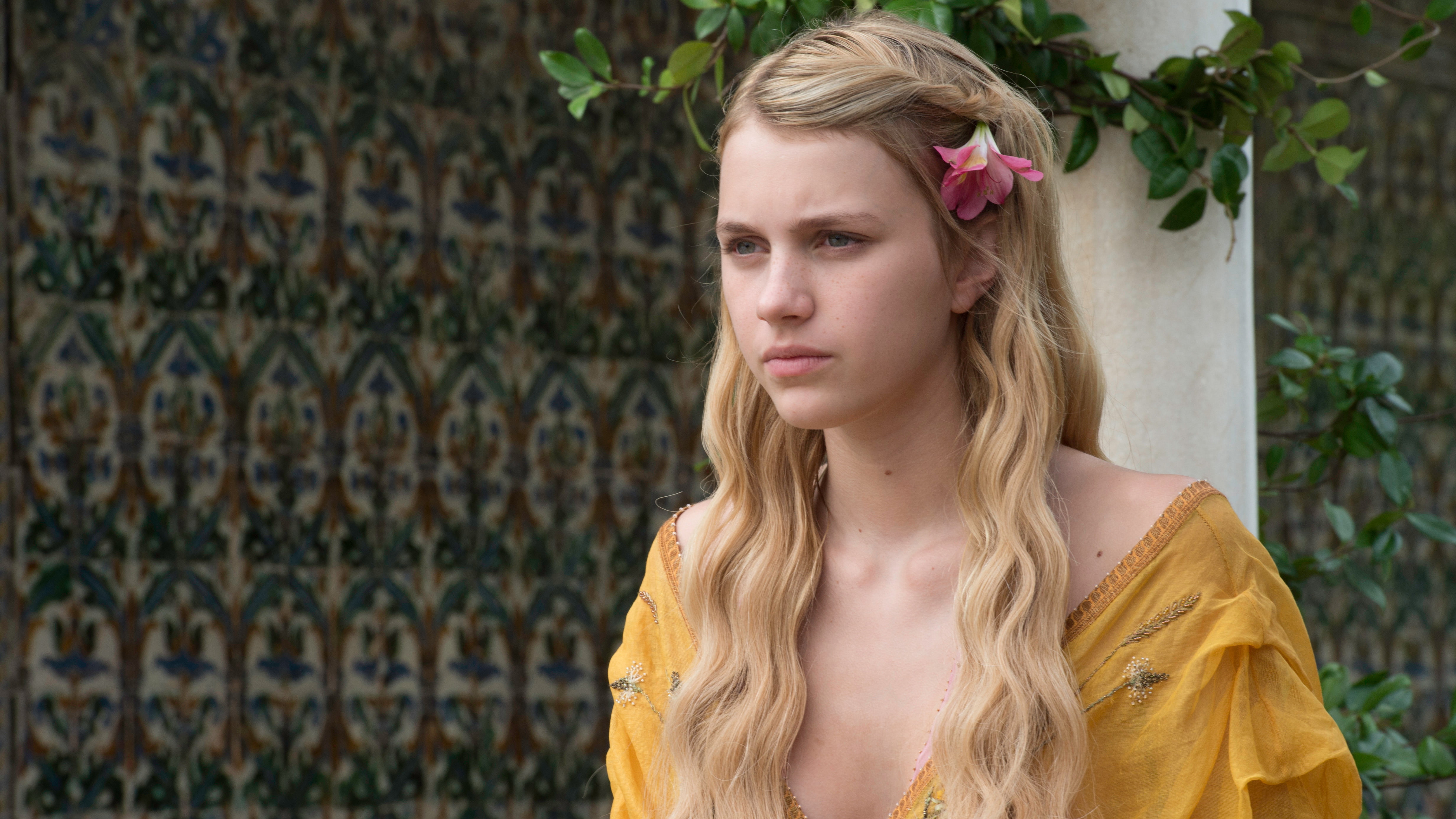 one person, women, Game of Thrones, young women, looking, beauty, Nell Tiger, portrait, beautiful woman, plant, 4K, contemplation, outdoors, teenager, day, HD Wallpaper