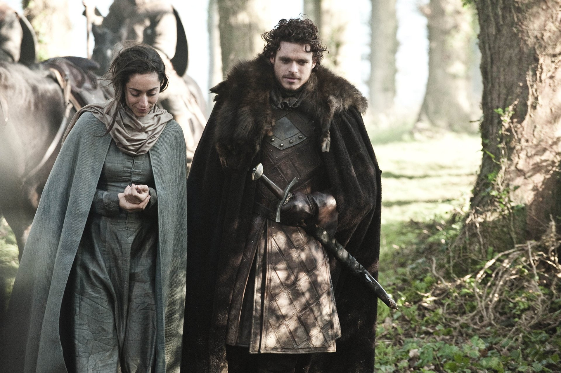 Game Of Thrones, three quarter length, clothing, real people, land, plant, two people, day, nature, women, togetherness, couple - relationship, outdoors, HD Wallpaper