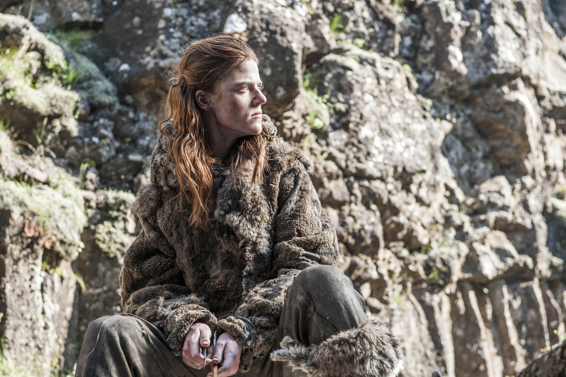 Ygritte (Game of Thrones), solid, relaxation, long hair, rock - object, warm clothing, outdoors, one person, hairstyle, hair, rock, nature, beautiful woman, HD Wallpaper