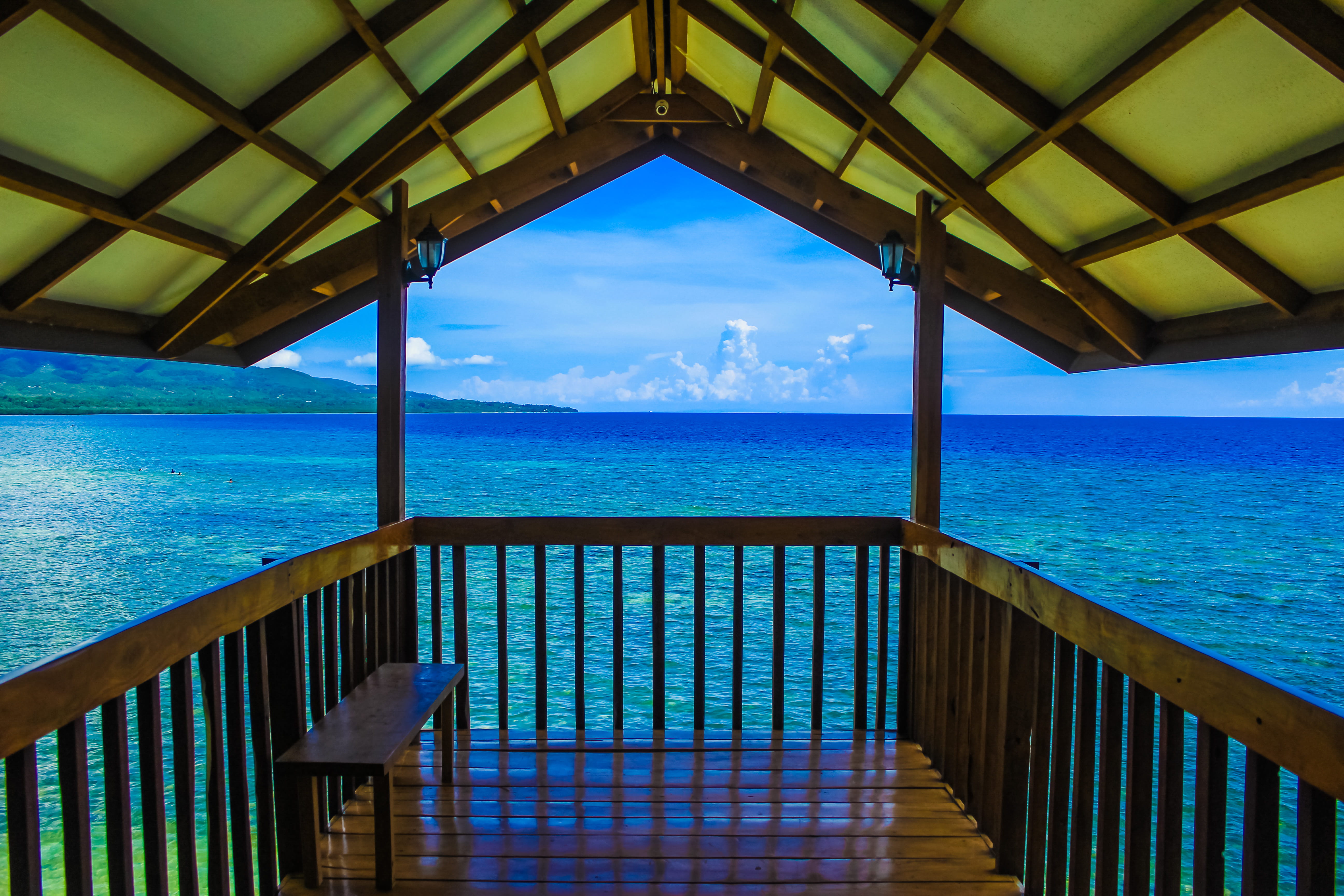 ceiling, built structure, 5K, scenics - nature, nature, sea, idyllic, cloud - sky, water, green, tropics, horizon over water, sunlight, no people, luxury, HD Wallpaper