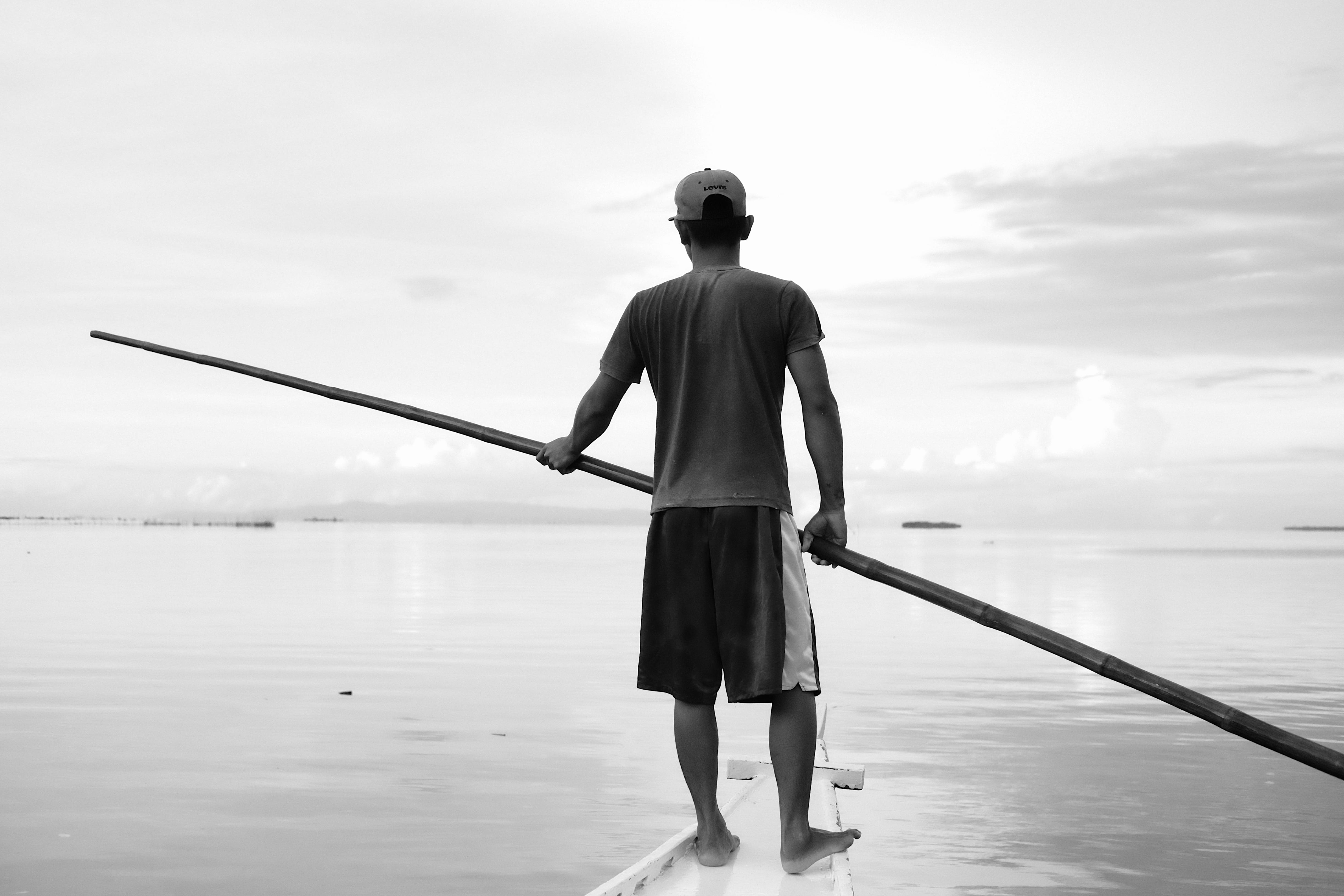 sky, 4K, sea, men, phillipines, real people, day, rear view, lifestyles, nature, water, standing, philippines, leisure activity, outdoors, non-urban scene, HD Wallpaper