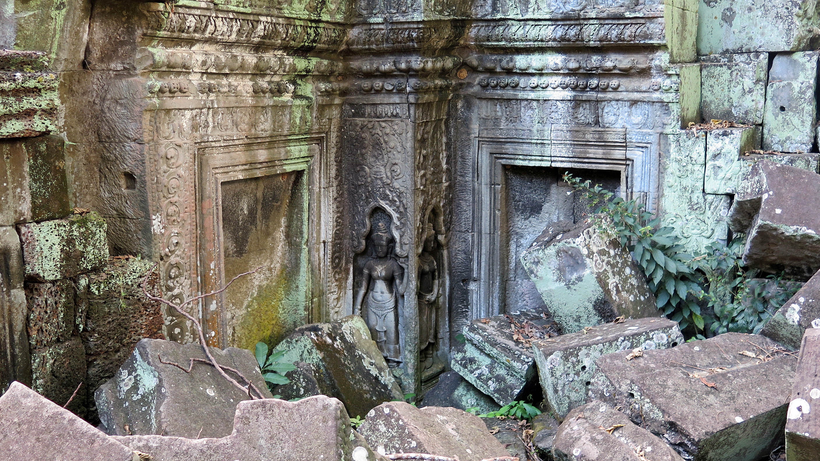 statue, cambodia, asia, male likeness, human representation, 2K, damaged, temple, weathered, built structure, craft, creativity, day, ta prohm, archaeology, HD Wallpaper