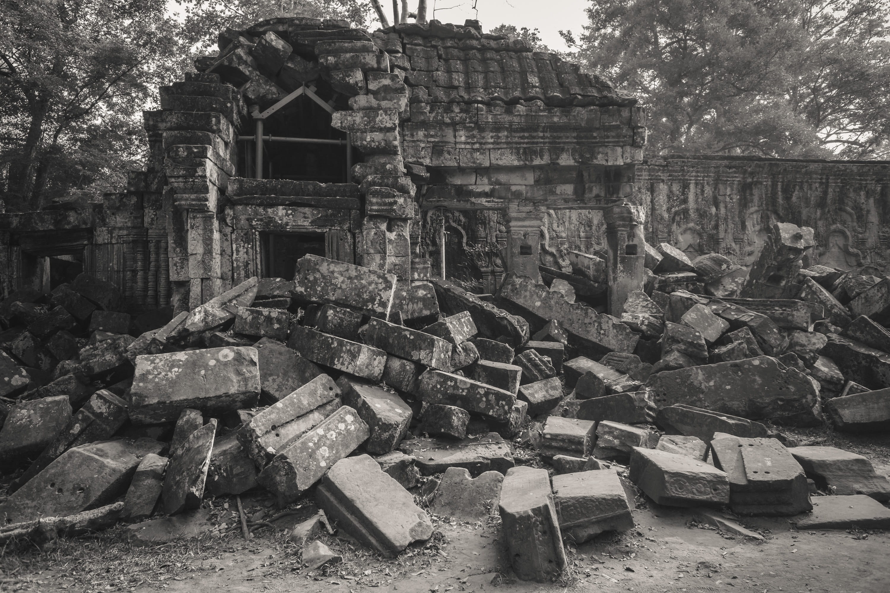 history, damaged, Ta Prohm, old Ruin, broken, destruction, ancient civilization, Cambodia, obsolete, 2K, abandoned, relic, ruins, decline, concepts And Ideas, HD Wallpaper