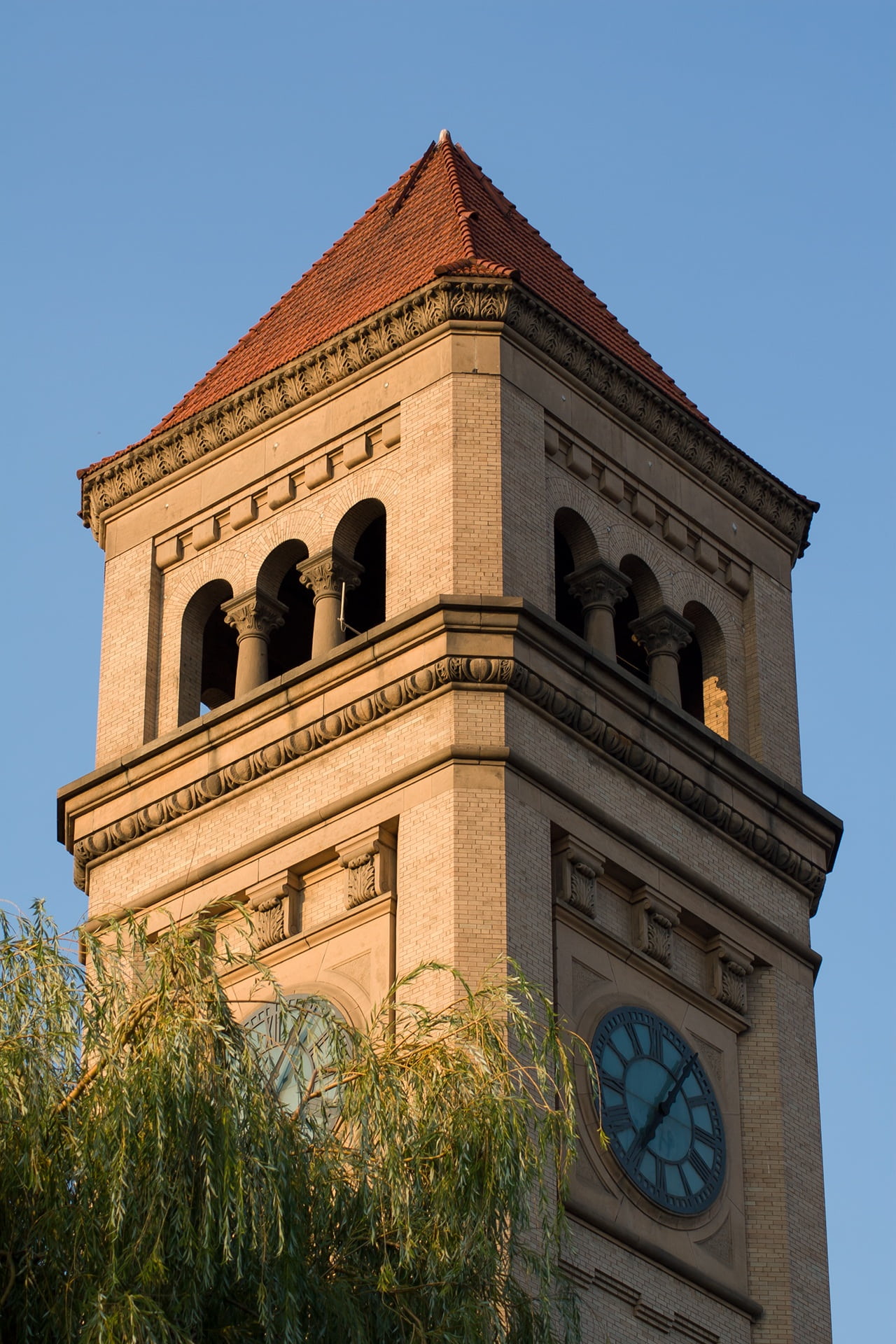 spokane, arch, clear sky, building exterior, riverfront, low angle view, no people, washington, plant, nature, clock, sunlight, outdoors, the past, sky, Phone HD Wallpaper