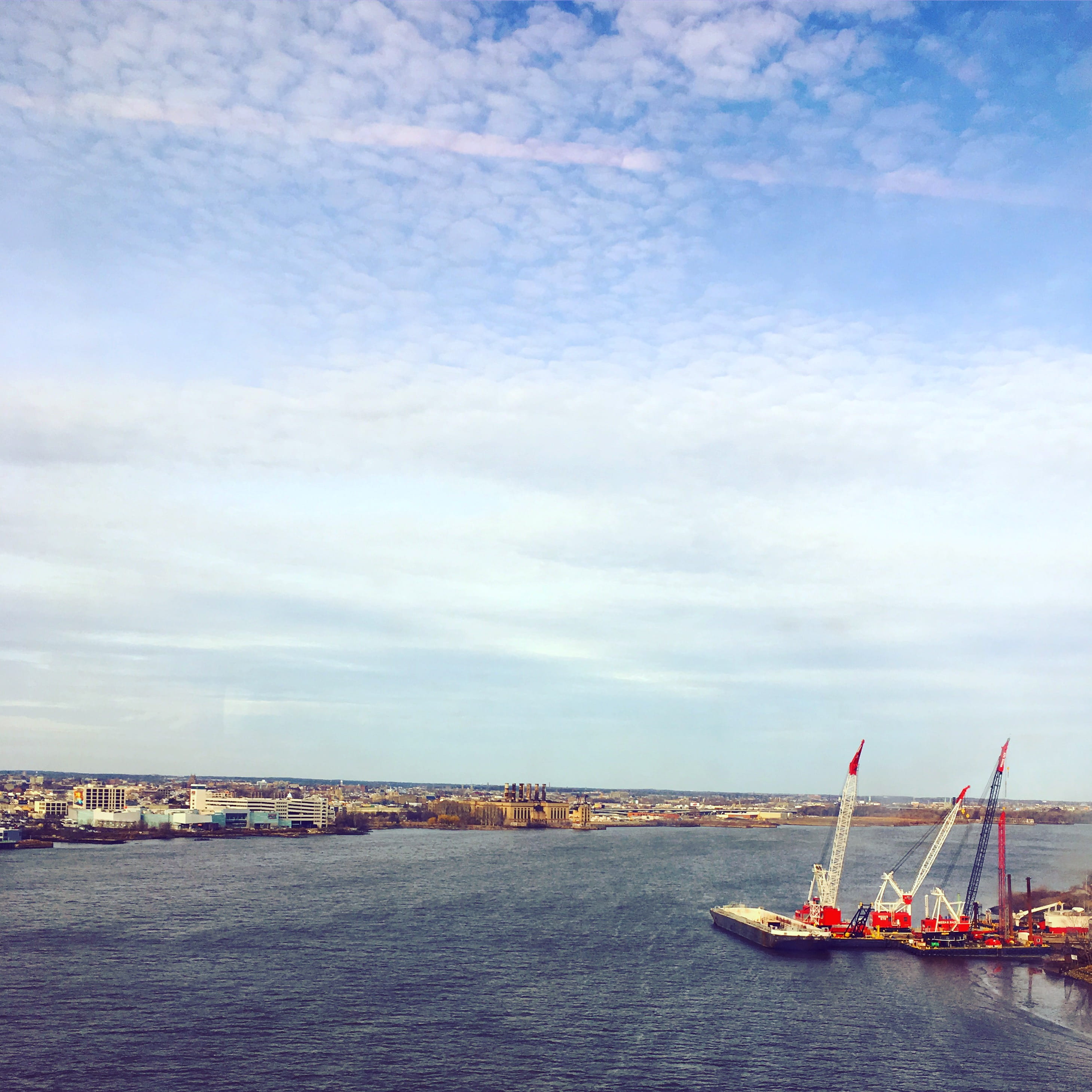 2K, riverfront, city, sky, nautical vessel, shipping, sea, architecture, construction equipment, cloud - sky, united states, outdoors, water, built structure, Phone HD Wallpaper