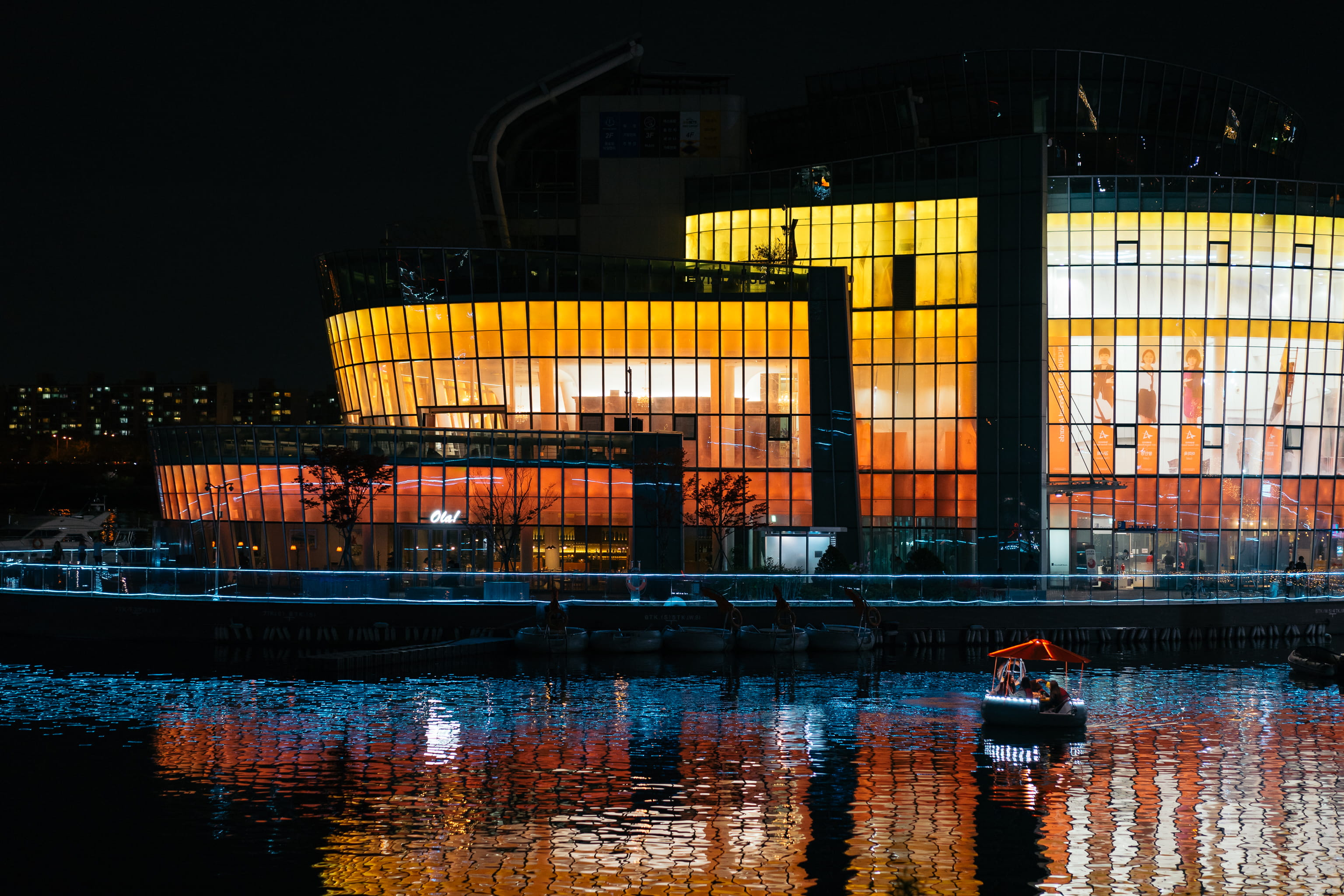 nature, no people, illuminated, night, light, river, building, reflections, built structure, water, travel, 2K, city, reflection, south korea, sky, cityscape, HD Wallpaper