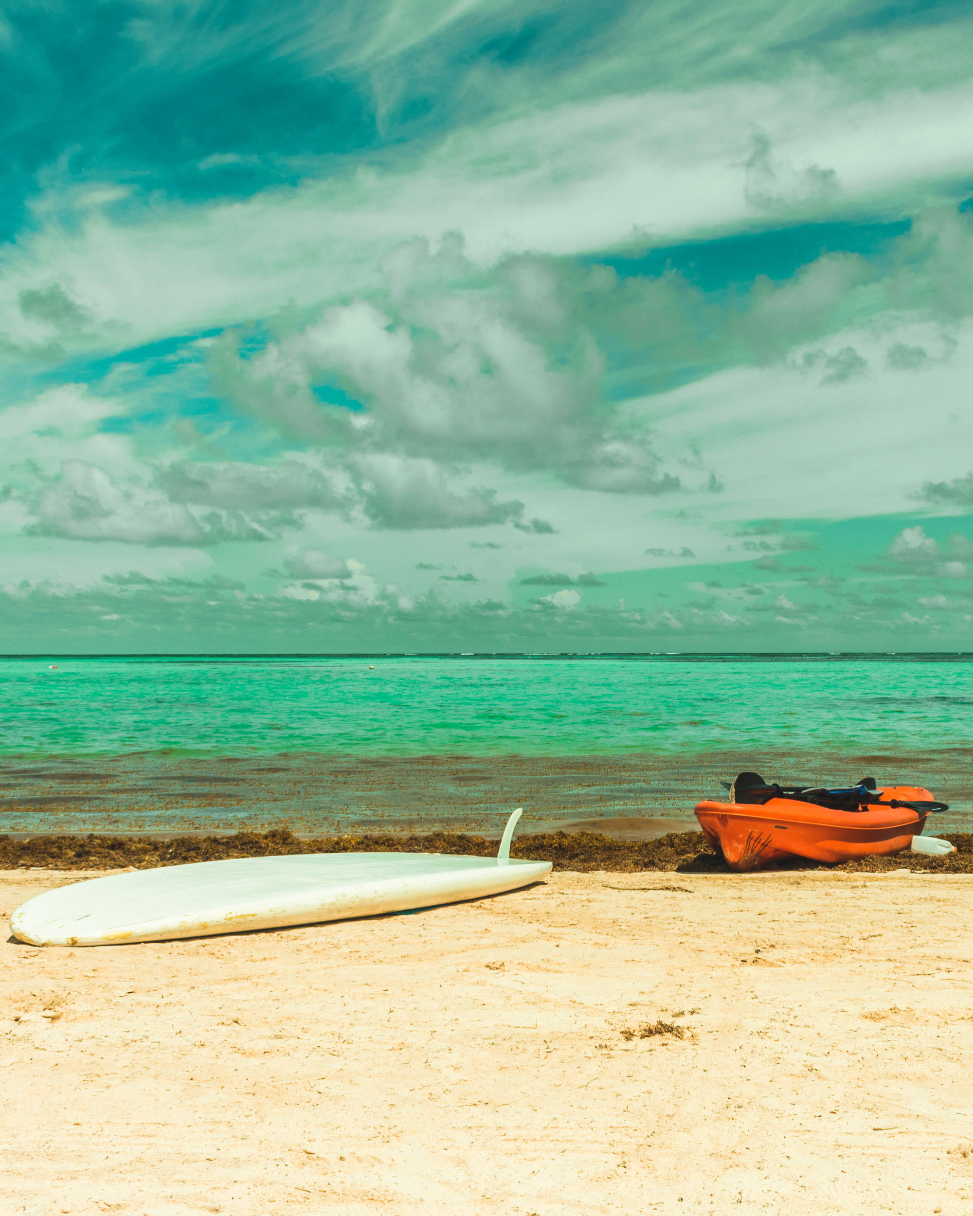 ocean, canoe, cloud - sky, scenics - nature, sea, turquoise colored, horizon over water, tranquility, seaweed, day, idyllic, water, relaxation, sand, sky, Phone HD Wallpaper