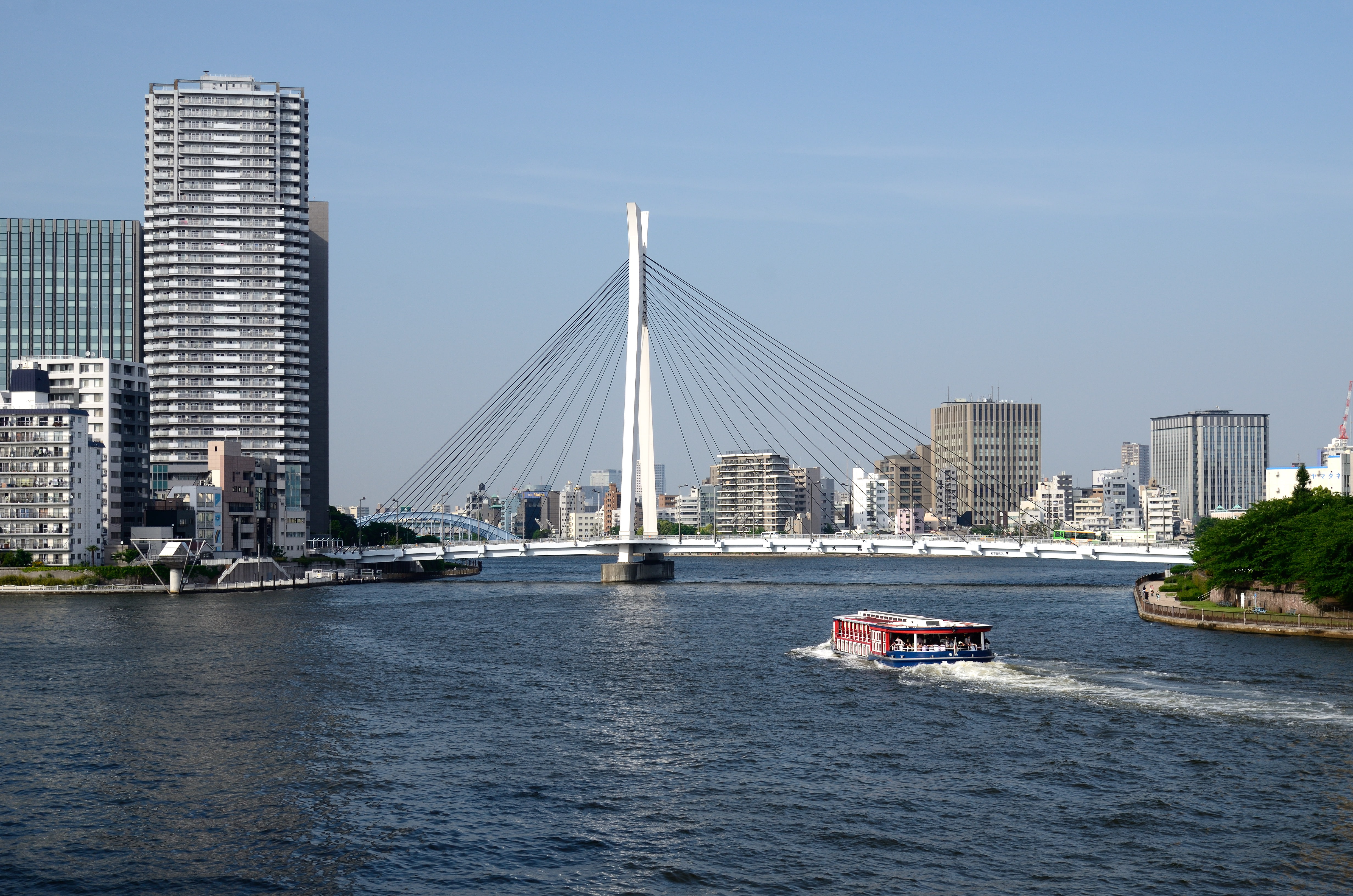 Tokyo, bridge, 4K, skyscrapers, the Sumida river, home, pleasure boat, the capital of Japan, promenade, HD Wallpaper