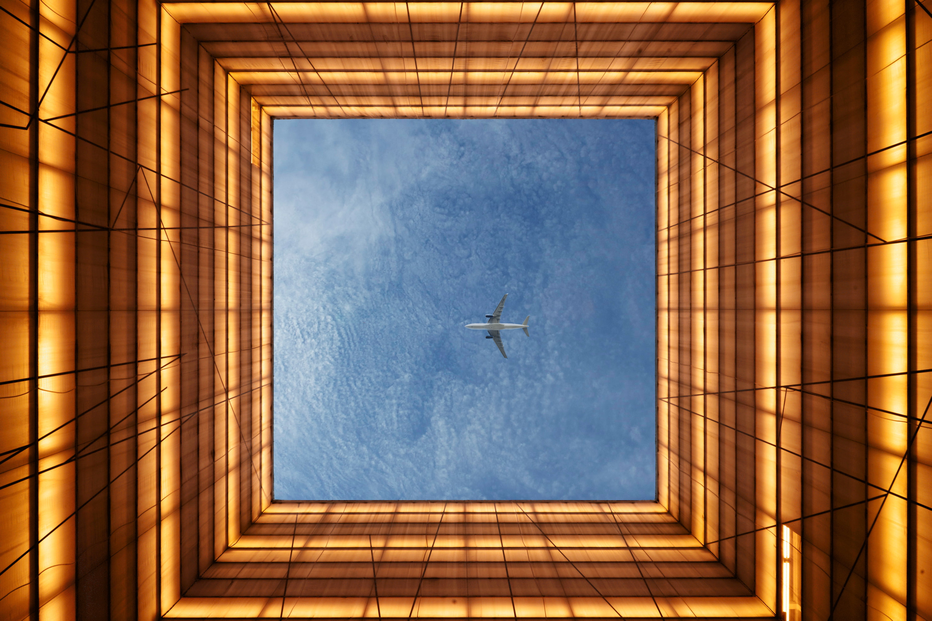 directly below, built structure, cloud - sky, office building exterior, low angle view, mid-air, mode of transportation, 2K, construction site, sky, flying, HD Wallpaper