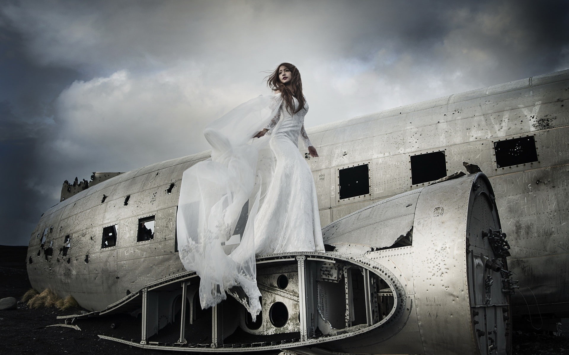 art and craft, standing, nature, wreck, the past, sky, Asian, travel, model, architecture, 1080P, young women, cloud - sky, human representation, young adult, HD Wallpaper