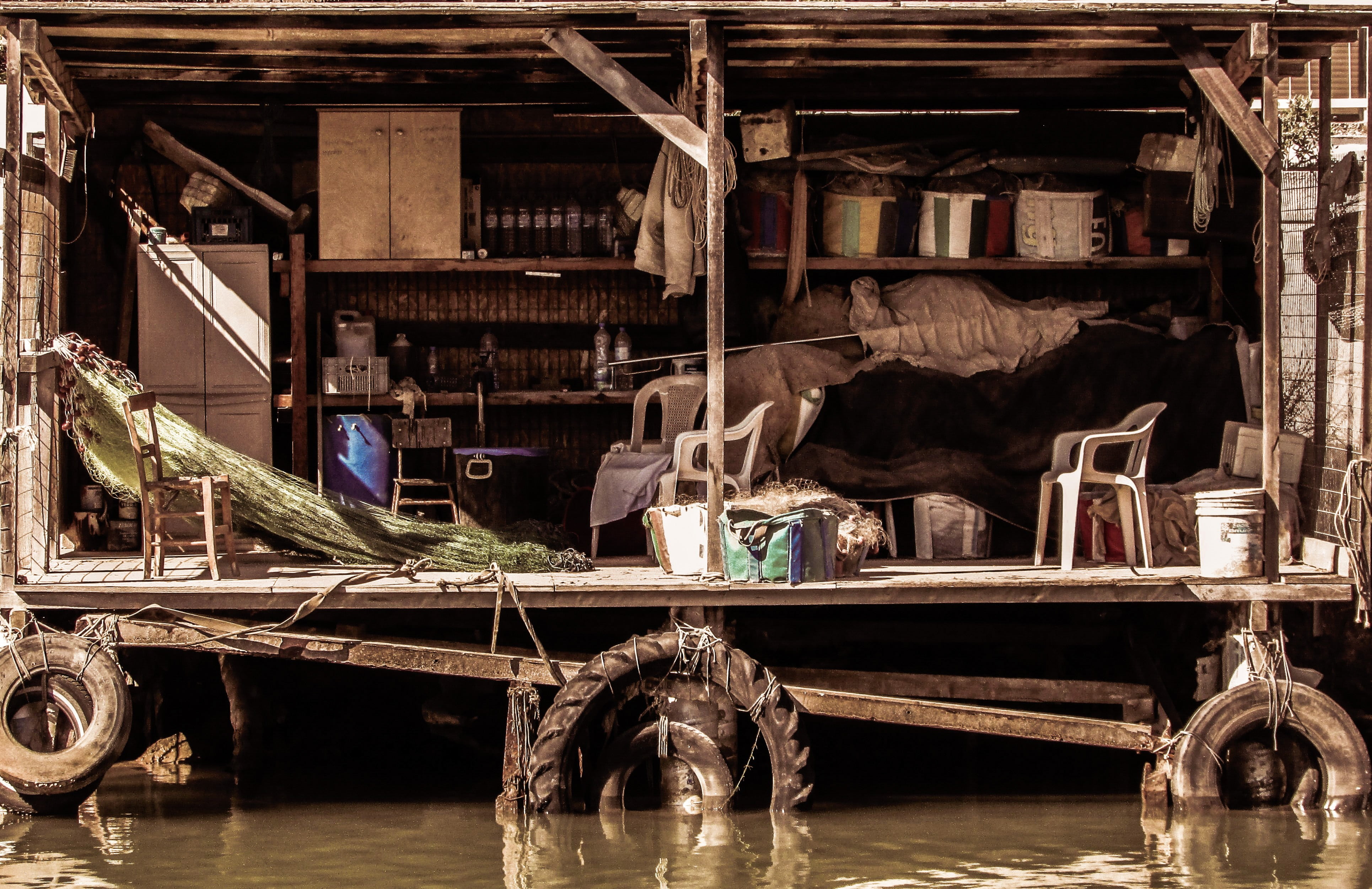 fishing shelter, reflection, transportation, working, wooden, no people, indoors, 4K, makeshift, nature, connection, rough, architecture, day, occupation, HD Wallpaper