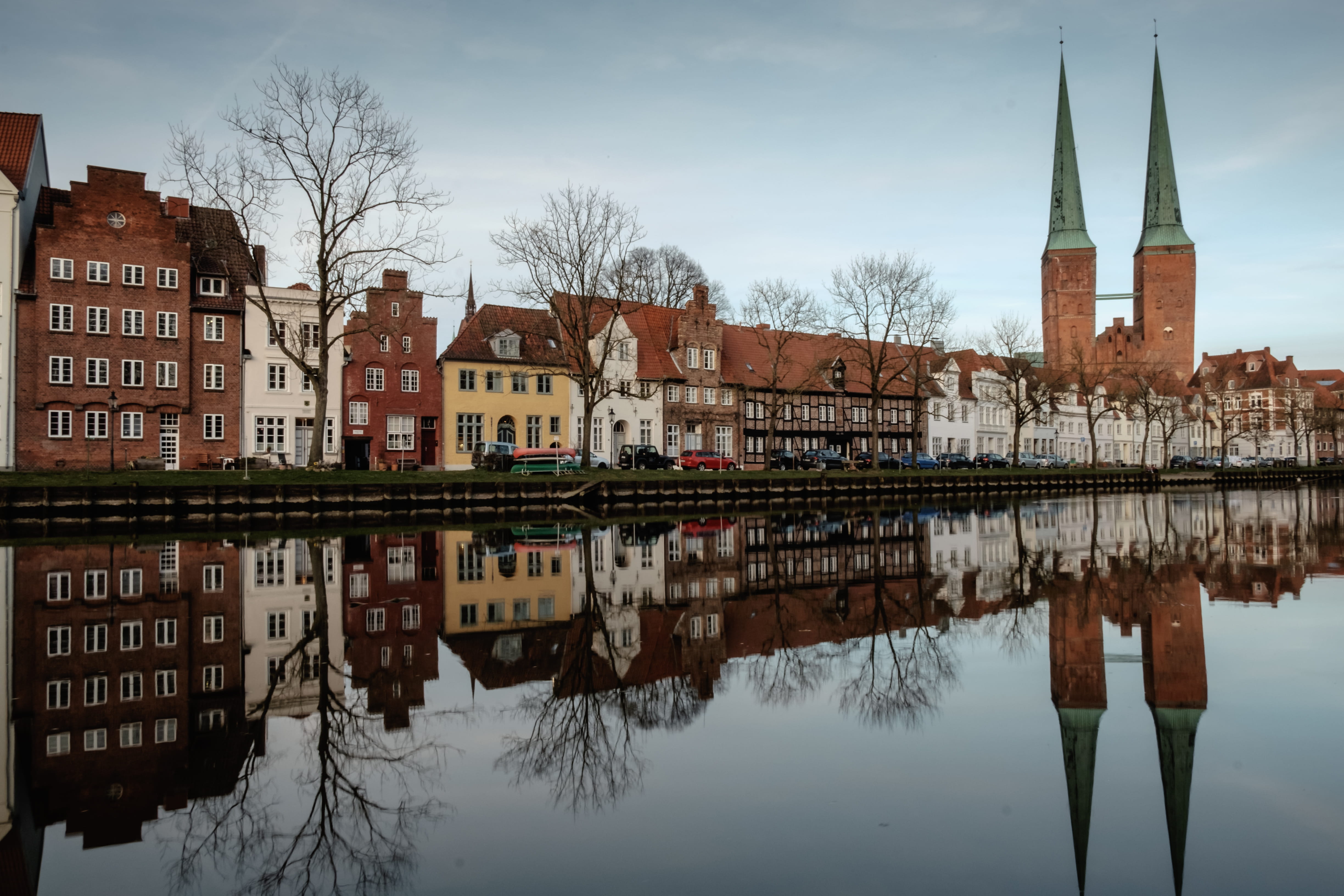 travel destinations, steeple, no people, waterfront, spire, architecture, water, river, kirche, building, mirror, spiegelung, church, outdoors, moat, tree, HD Wallpaper
