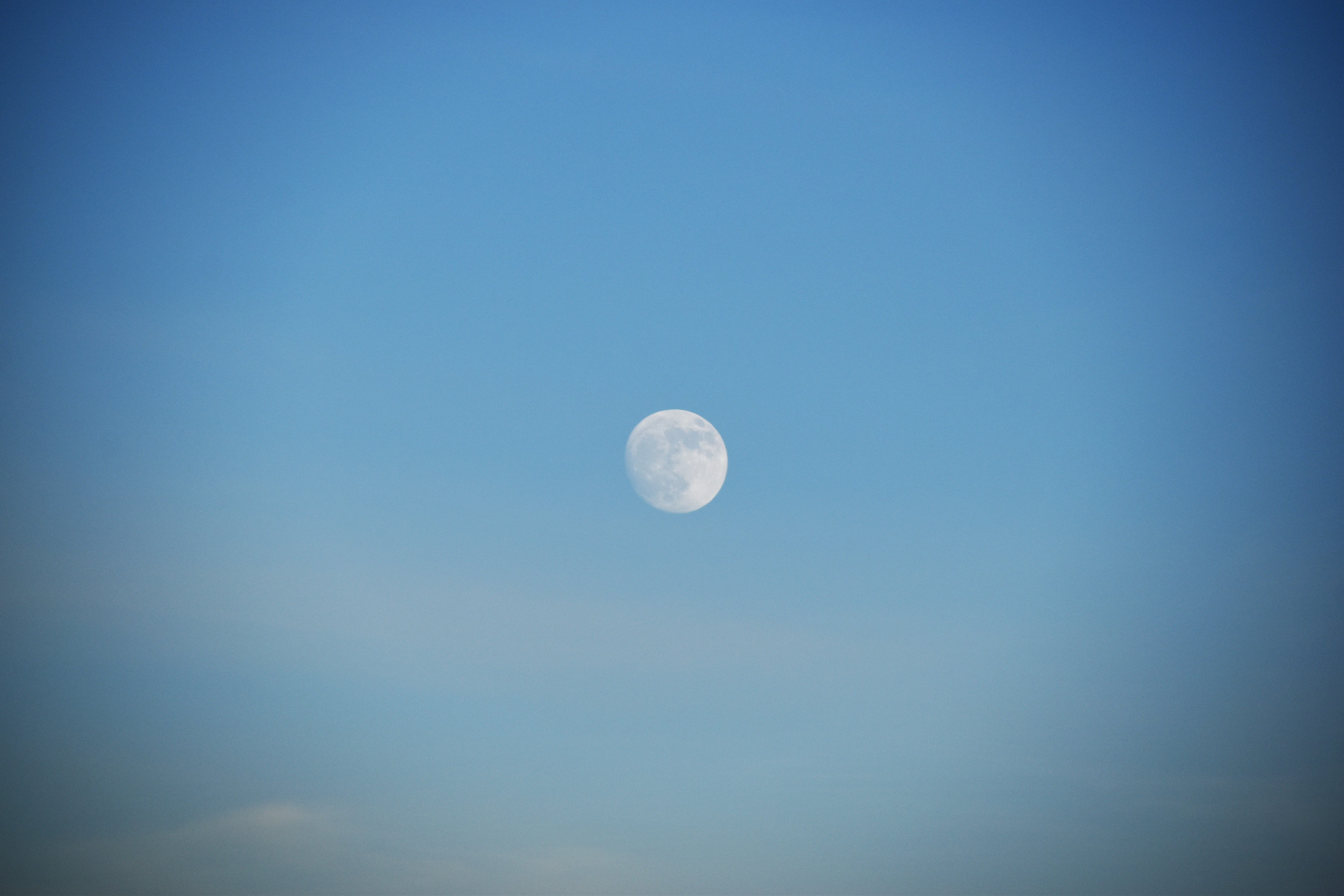 space, low angle view, tranquil scene, full, copy space, moon, 5K, planetary moon, outdoors, space exploration, star, nature, minimal, astrology, HD Wallpaper