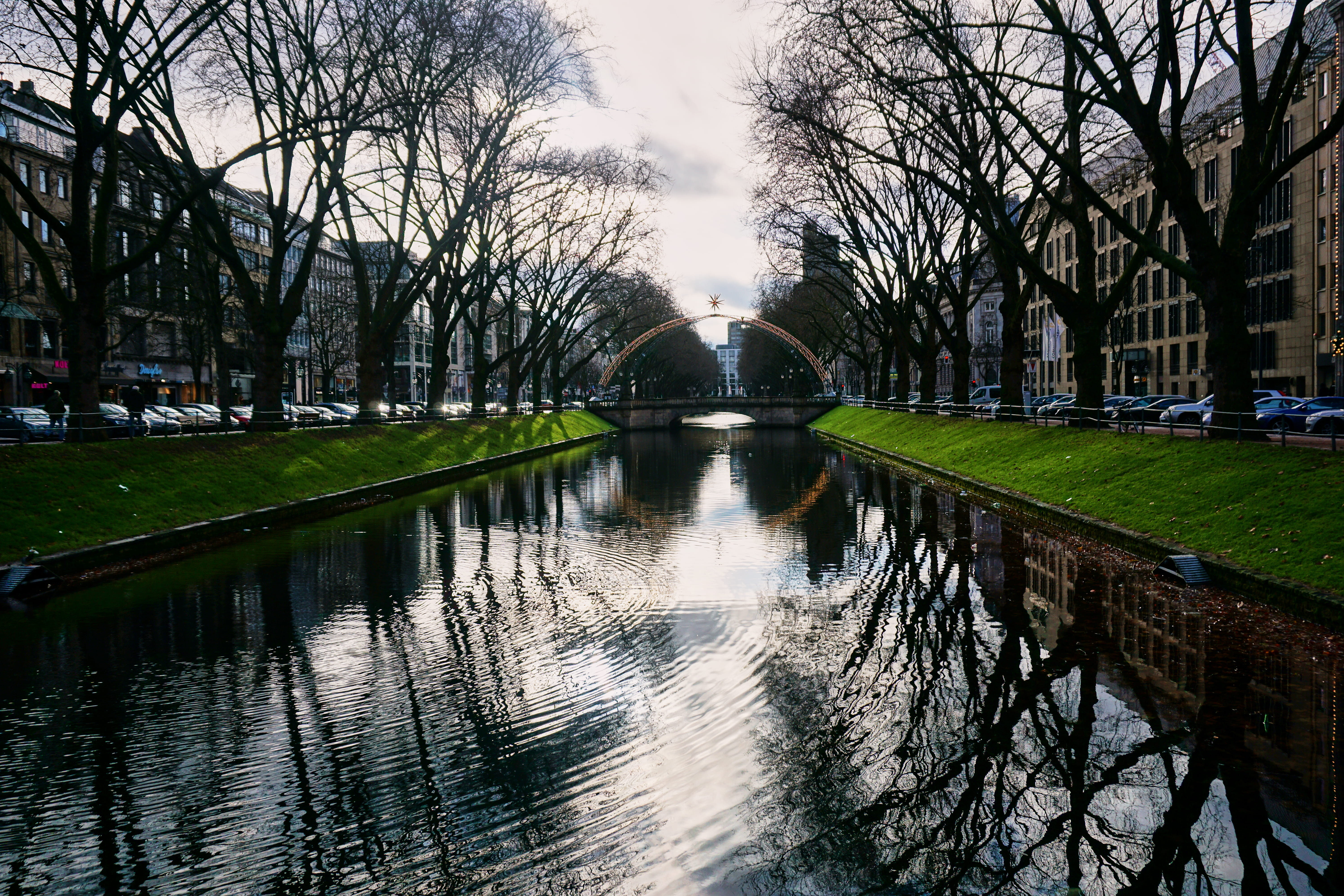 travel destinations, park, diminishing perspective, düsseldorf, water, city, 5K, tritonenbrunnen, bare tree, kanal, brücke, no people, plant, tree, day, HD Wallpaper