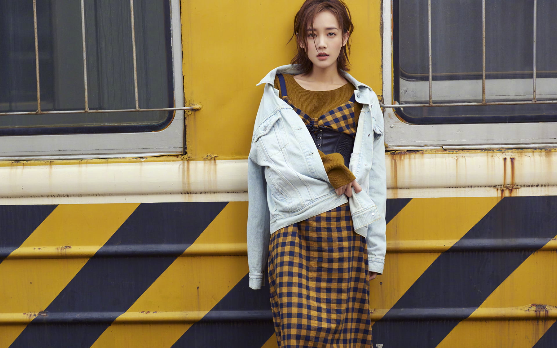 Li Yitong, frontal view, Asia, 1080P, fashion, actress, China, HD Wallpaper