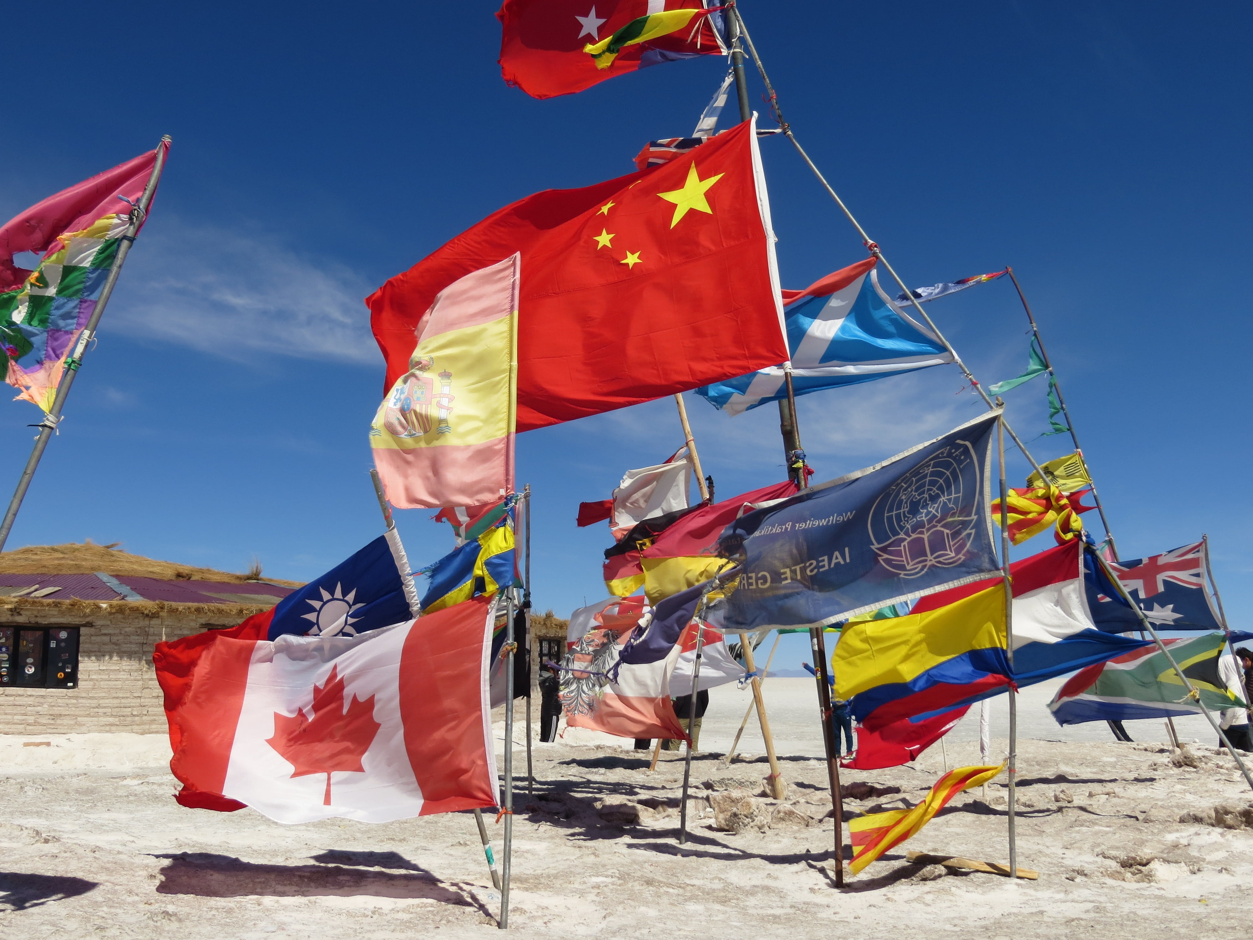china, salar, symbol, people, 4K, flag, land, sky, canada, multi colored, outdoors, red, day, sunlight, flags, patriotism, white, america, full length, HD Wallpaper